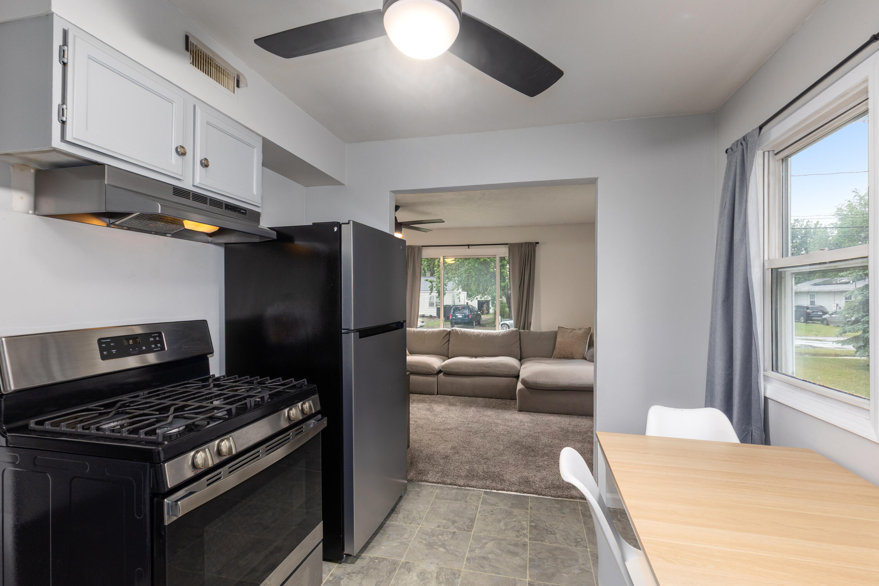 305 Majestic Street SE Grand Rapids MI 49548