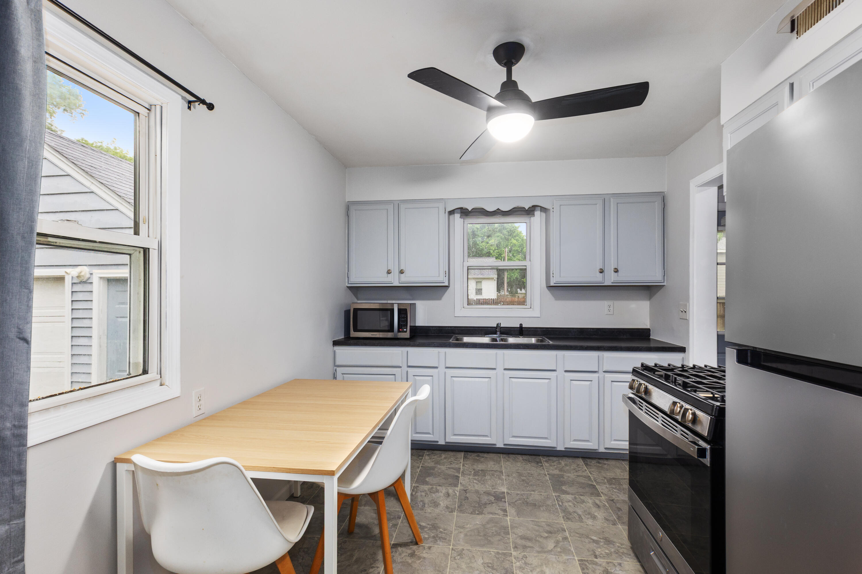305 Majestic Street SE Grand Rapids MI 49548