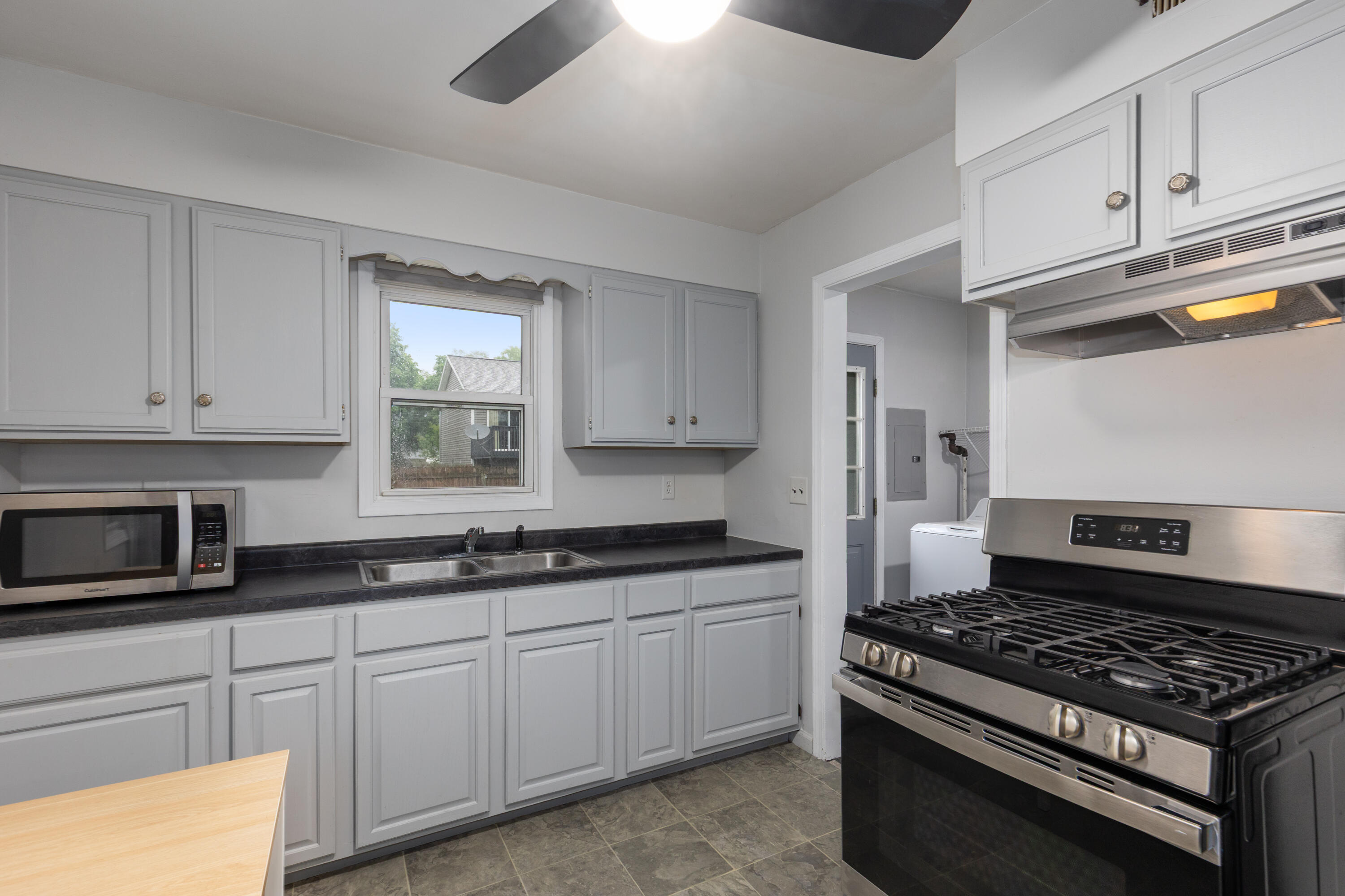 305 Majestic Street SE Grand Rapids MI 49548