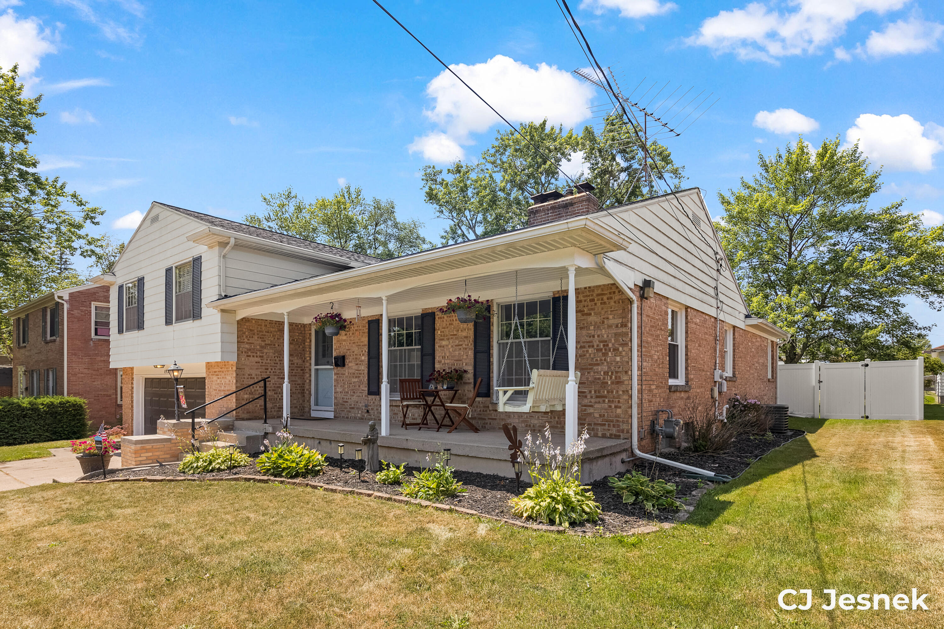 1929 Lotus Avenue SE Grand Rapids MI 49506