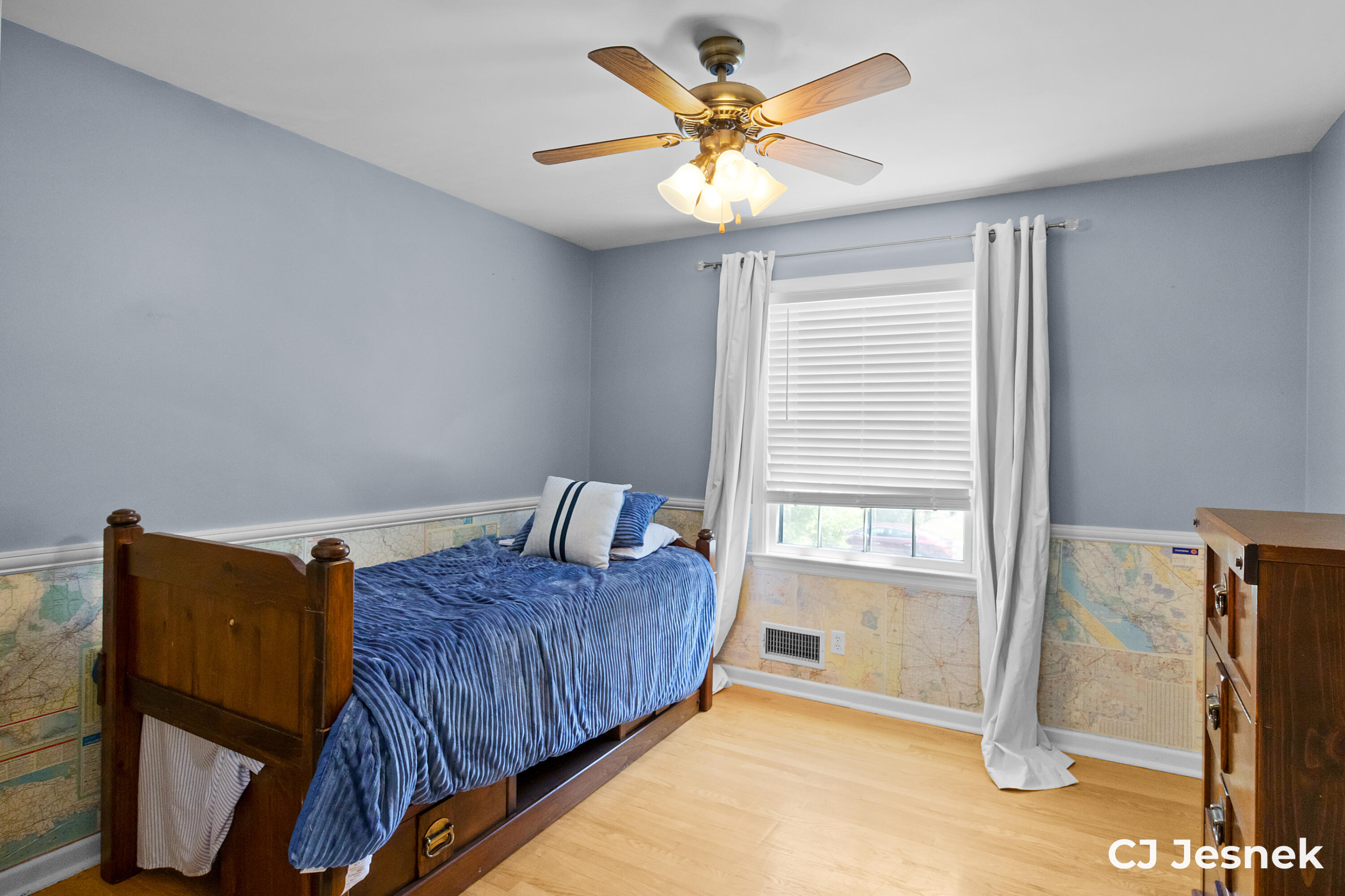 1929 Lotus Avenue SE Grand Rapids MI 49506