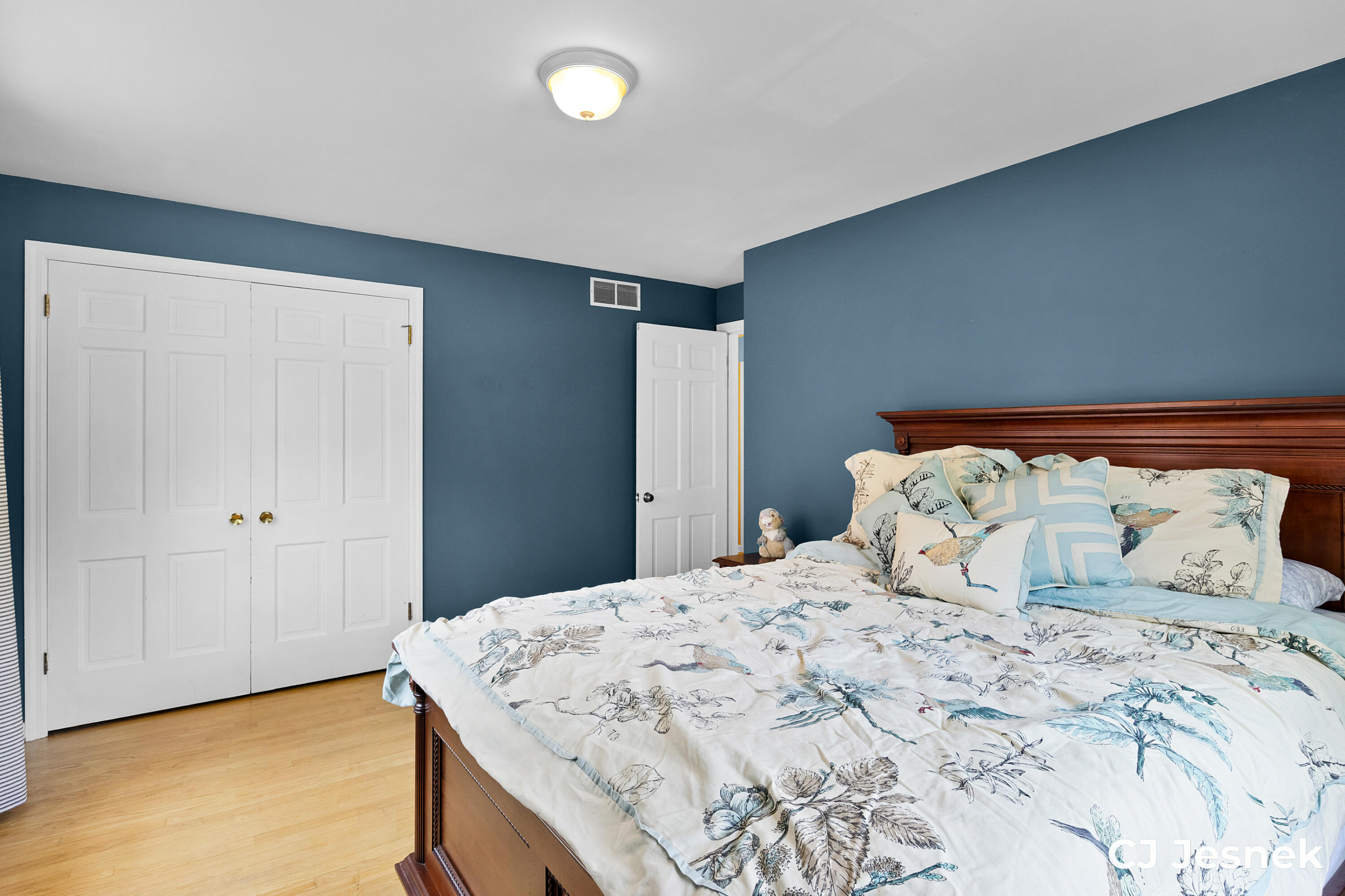 1929 Lotus Avenue SE Grand Rapids MI 49506
