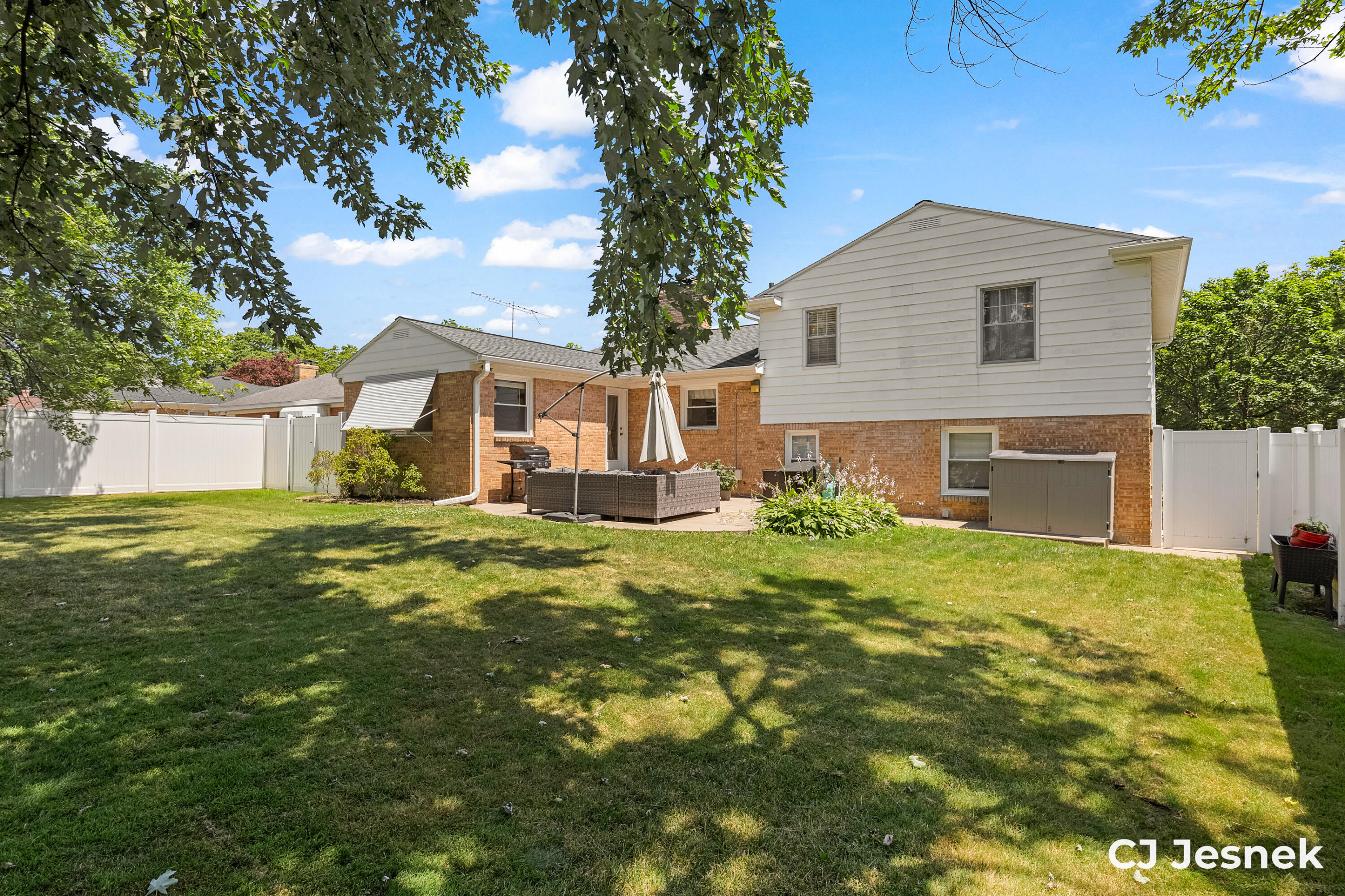 1929 Lotus Avenue SE Grand Rapids MI 49506