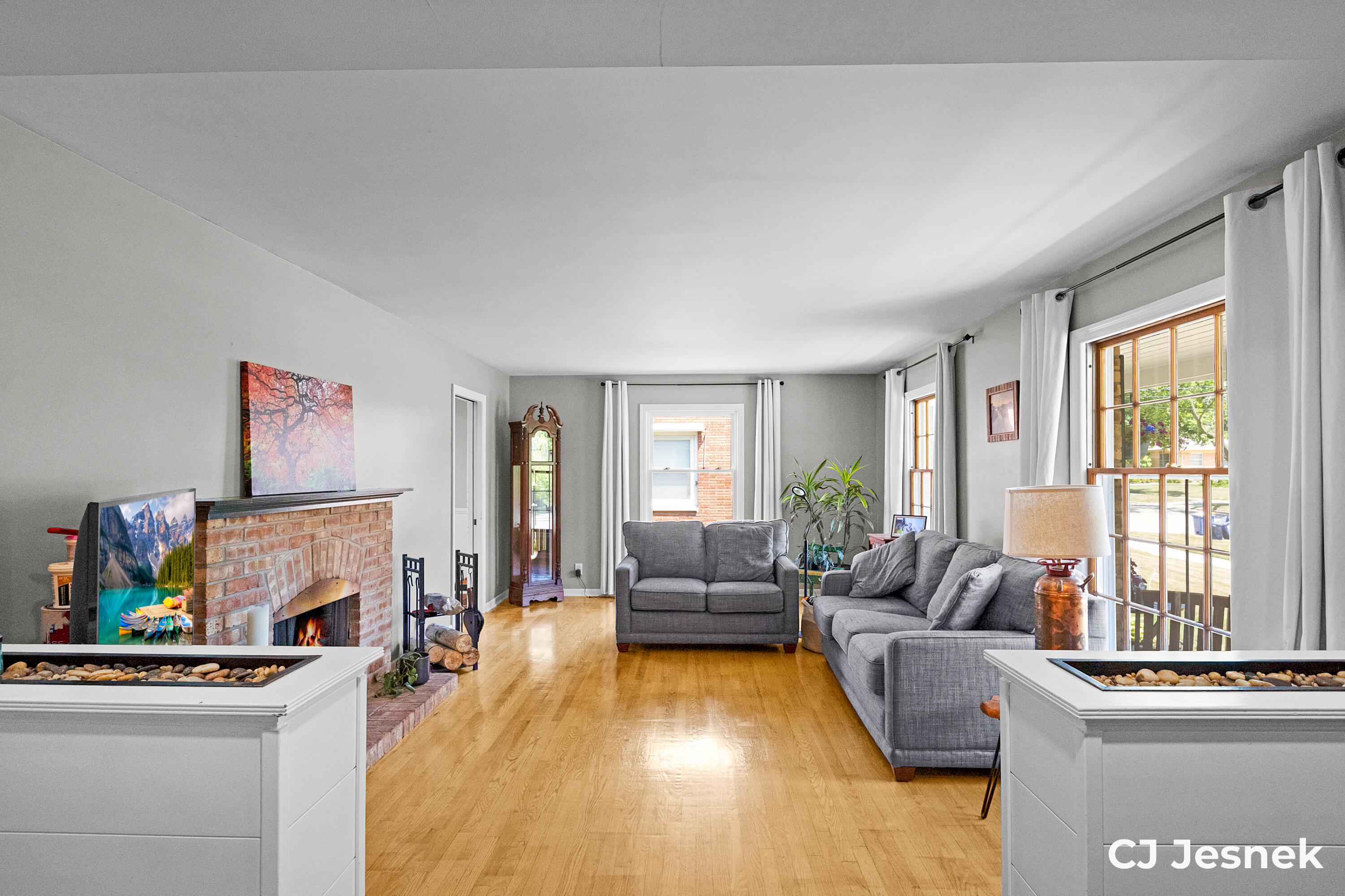 1929 Lotus Avenue SE Grand Rapids MI 49506