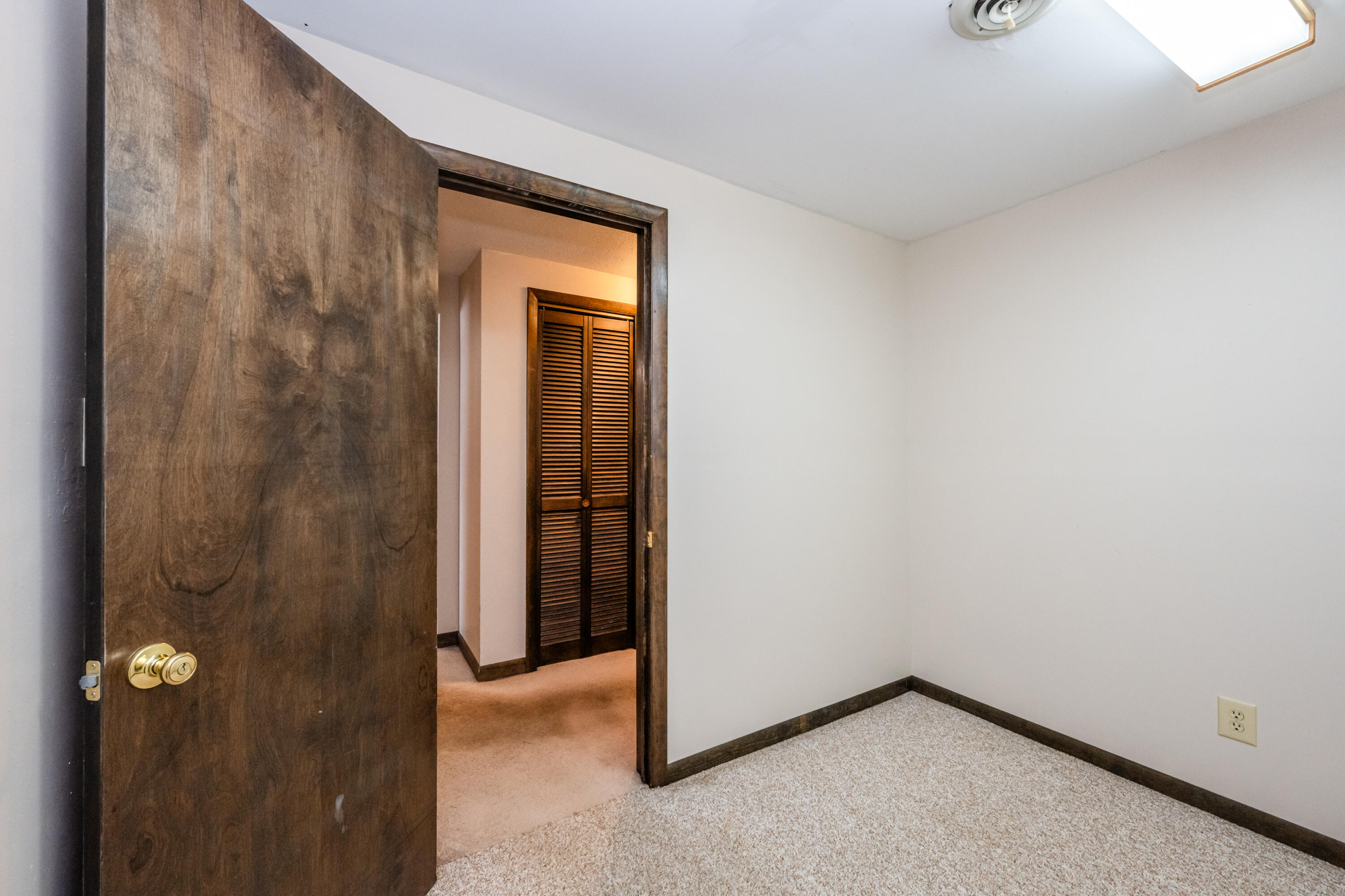 5081 Woodward Avenue Coloma MI 49038