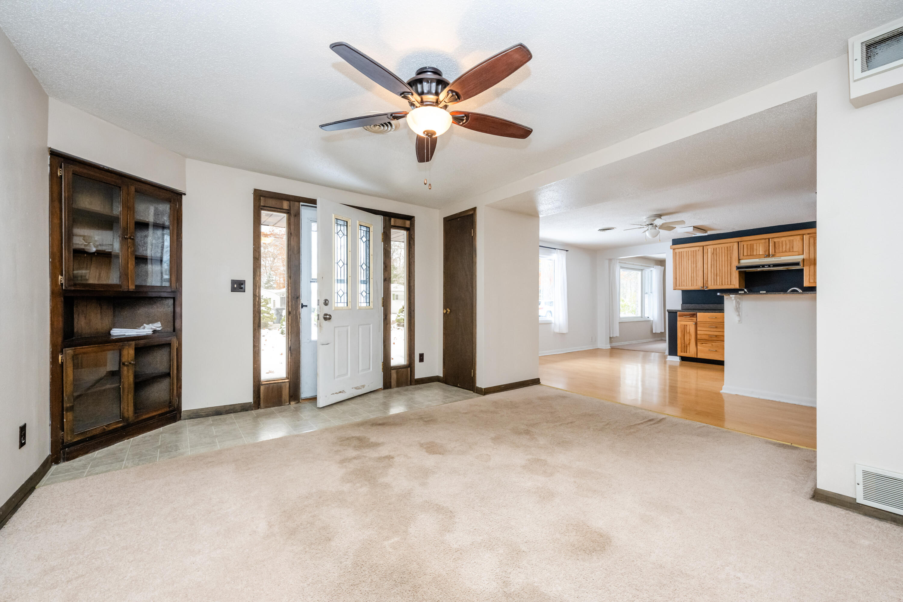 5081 Woodward Avenue Coloma MI 49038