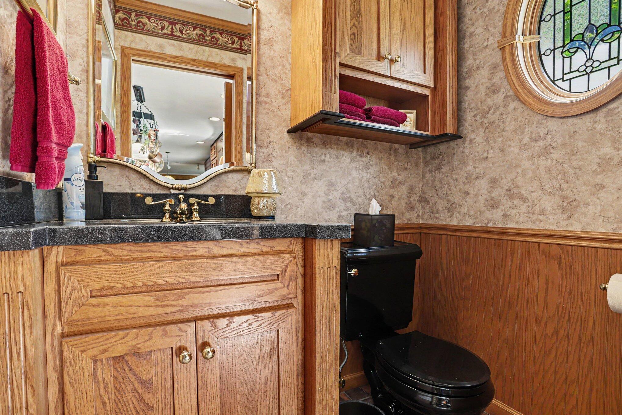 2106 Aberdeen Drive Kalamazoo MI 49008