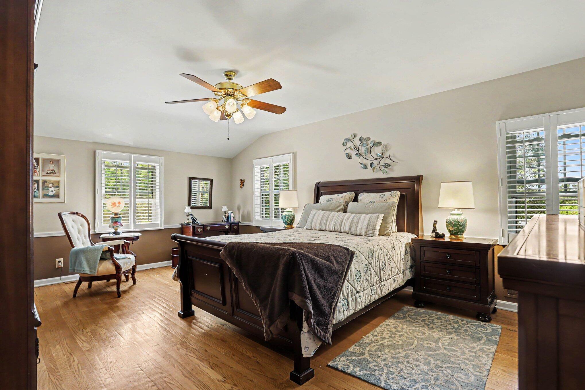 2106 Aberdeen Drive Kalamazoo MI 49008