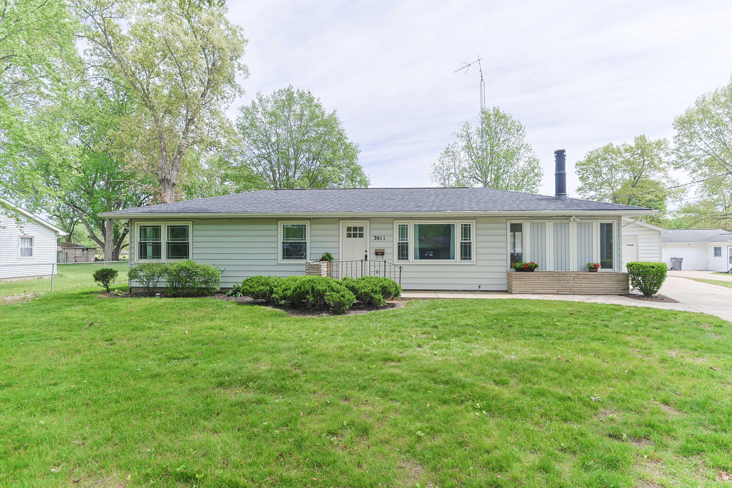 3011 Adams Road Niles MI 49120