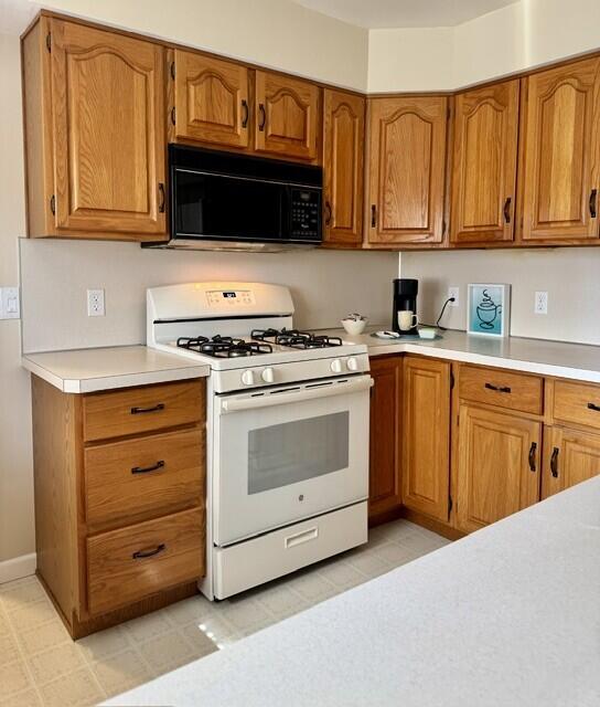 2397 Blodgett Street Muskegon MI 49441