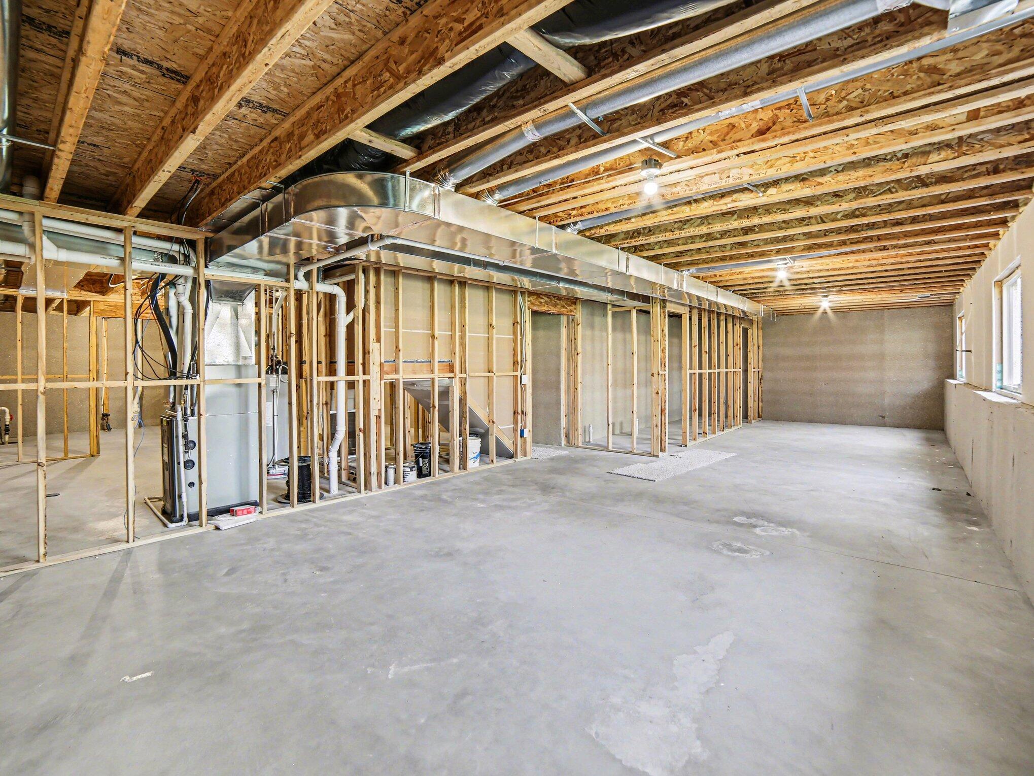2041 Juniper Circle Muskegon MI 49445