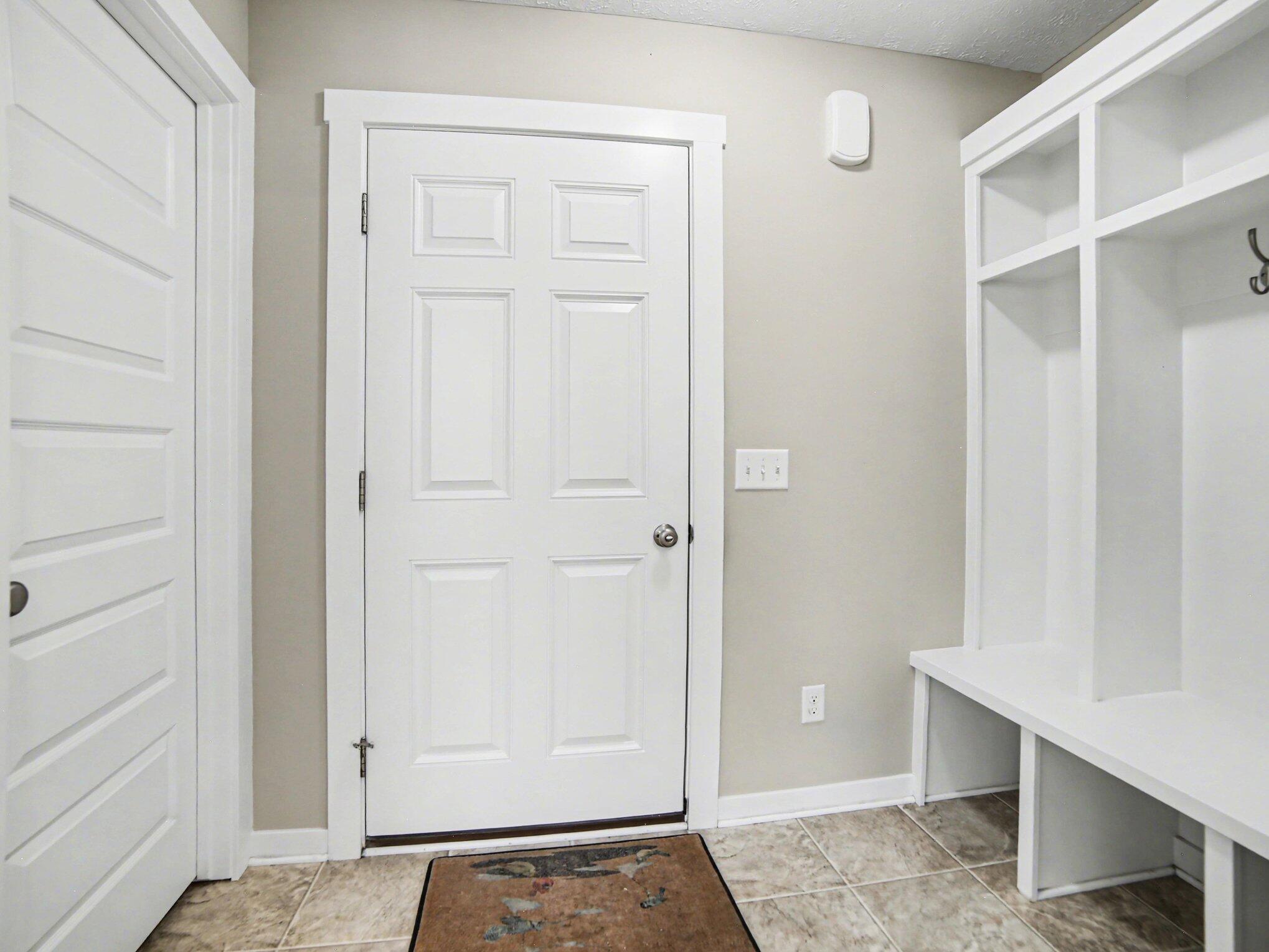 2041 Juniper Circle Muskegon MI 49445