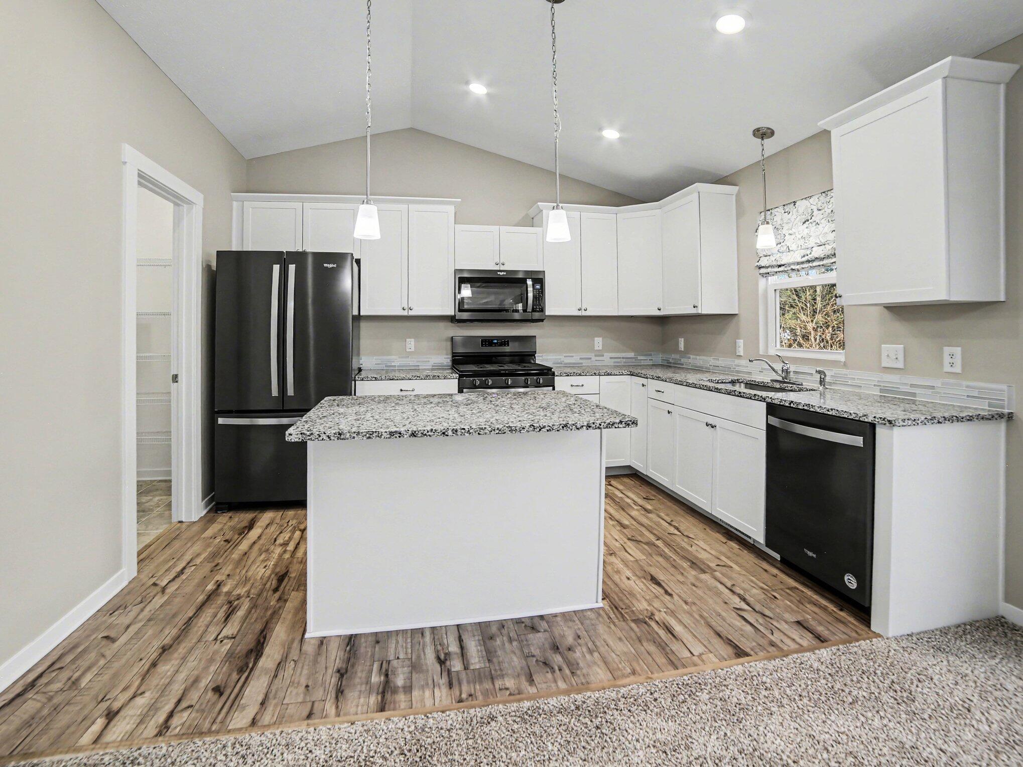 2041 Juniper Circle Muskegon MI 49445