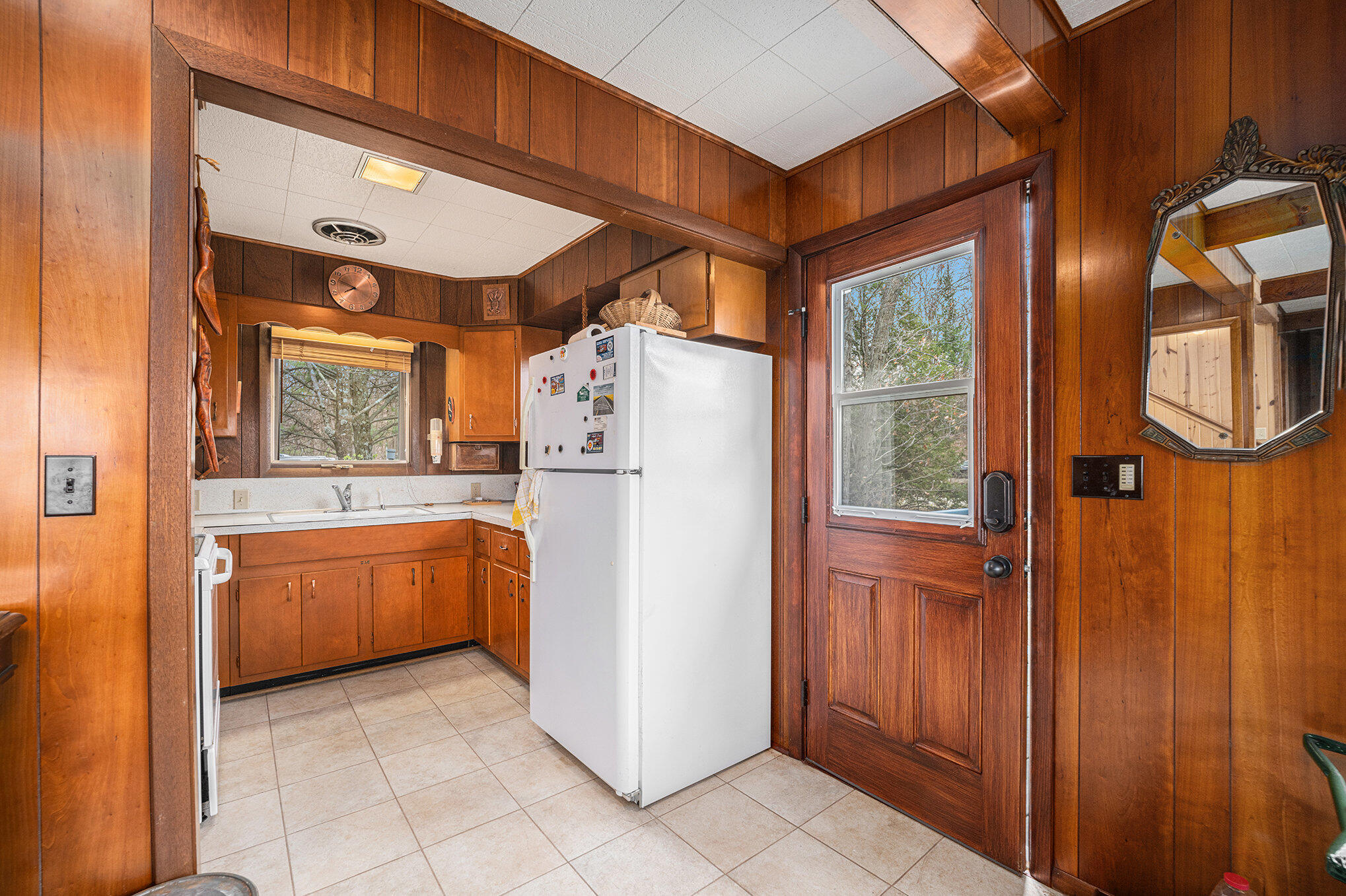 27901 Shorewood Drive Covert MI 49043