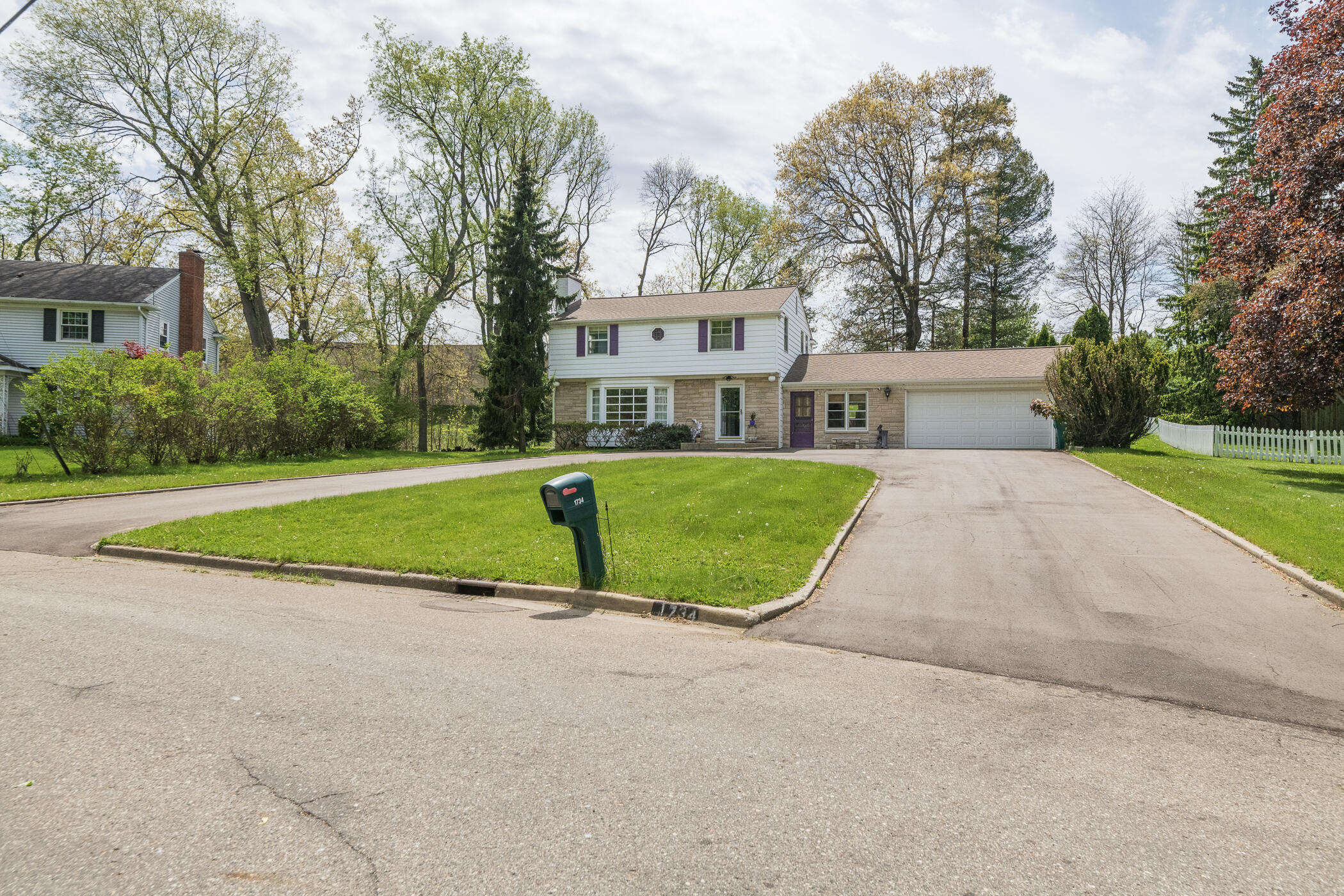 1734 Greenbriar Drive Portage MI 49024