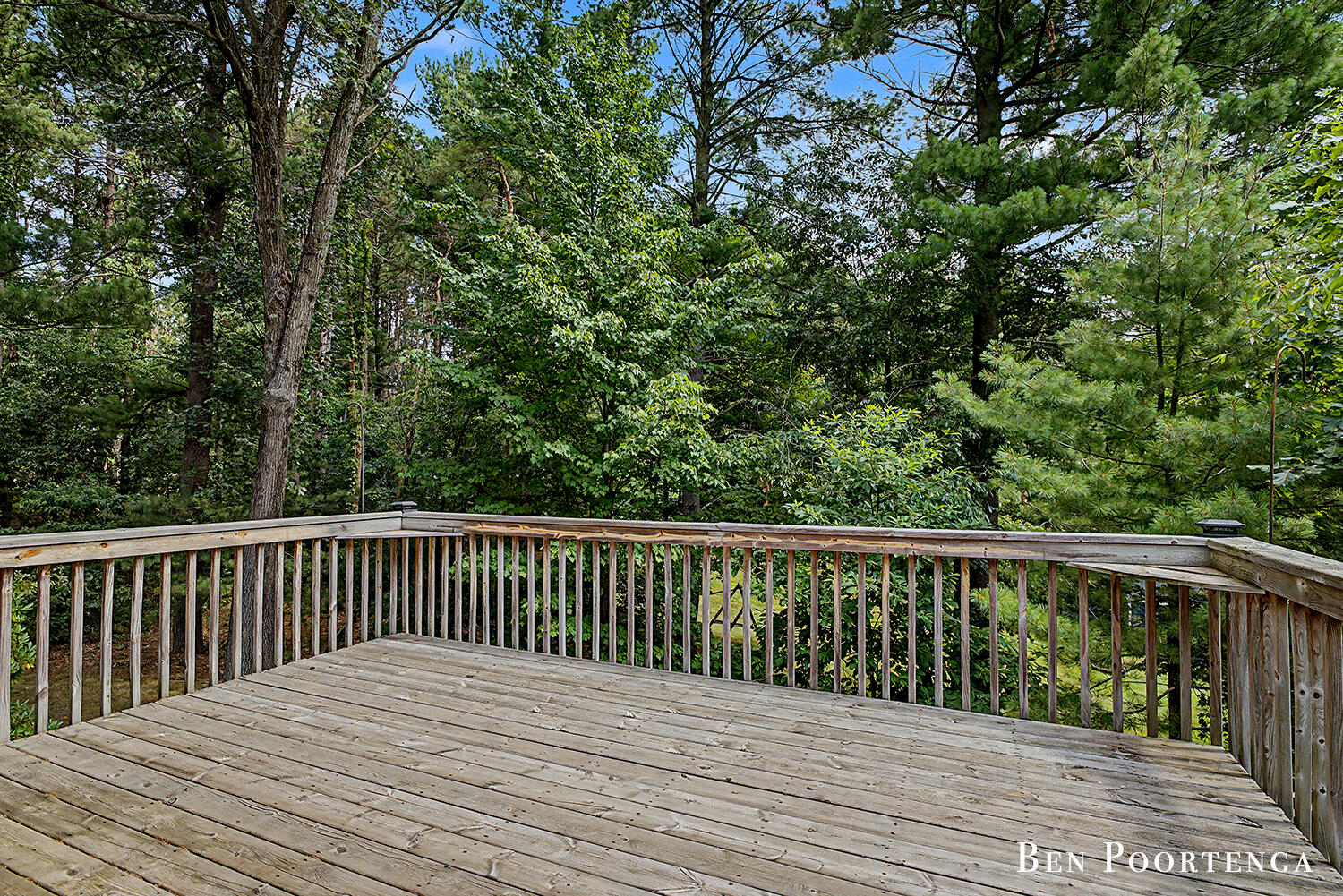 8707 White Fawn Trail NE Rockford MI 49341