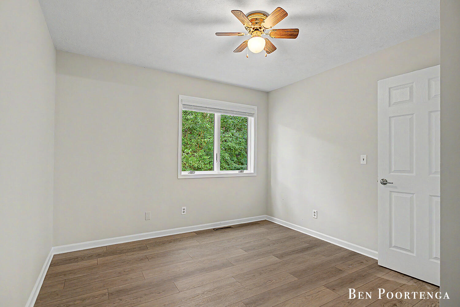 8707 White Fawn Trail NE Rockford MI 49341