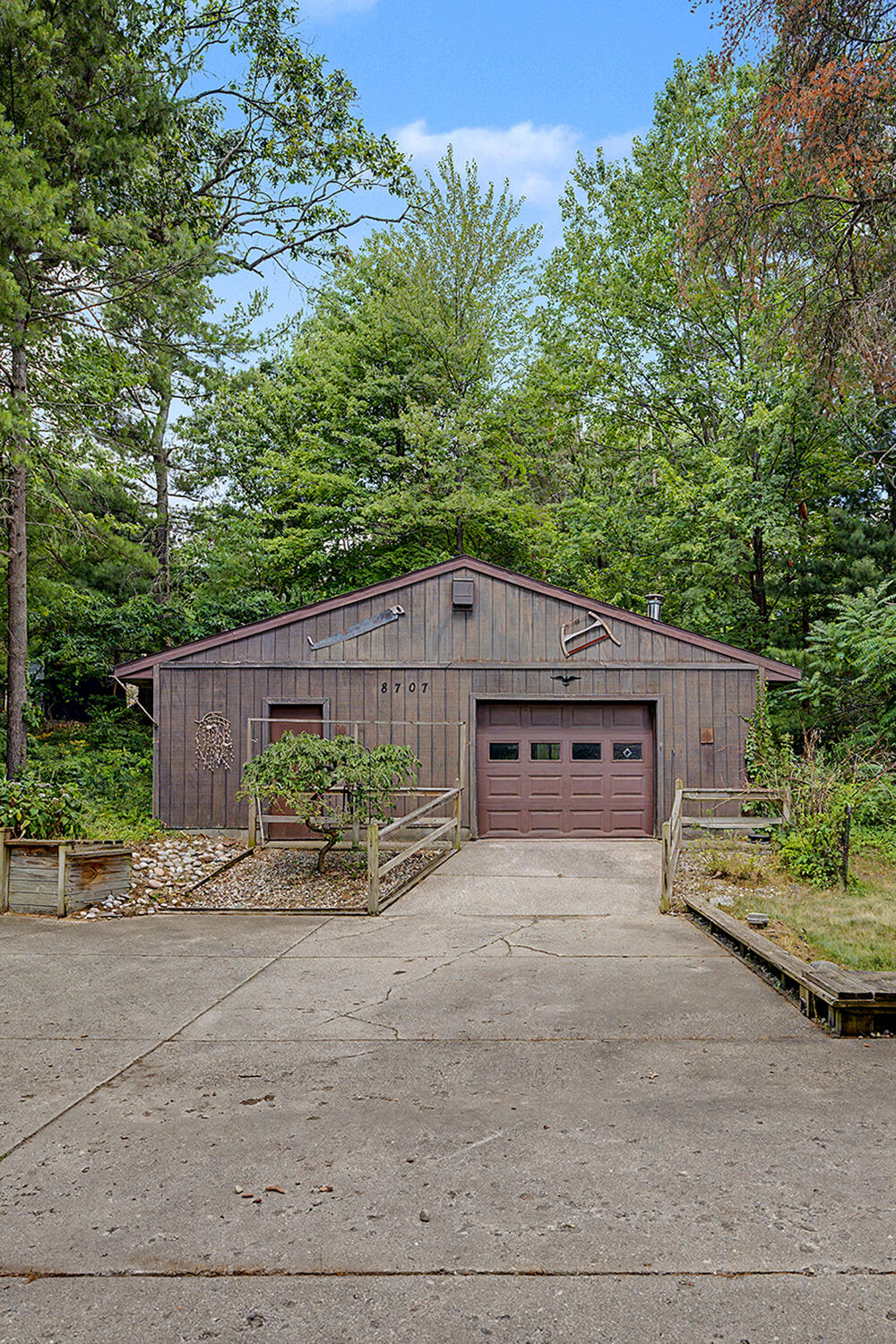 8707 White Fawn Trail NE Rockford MI 49341