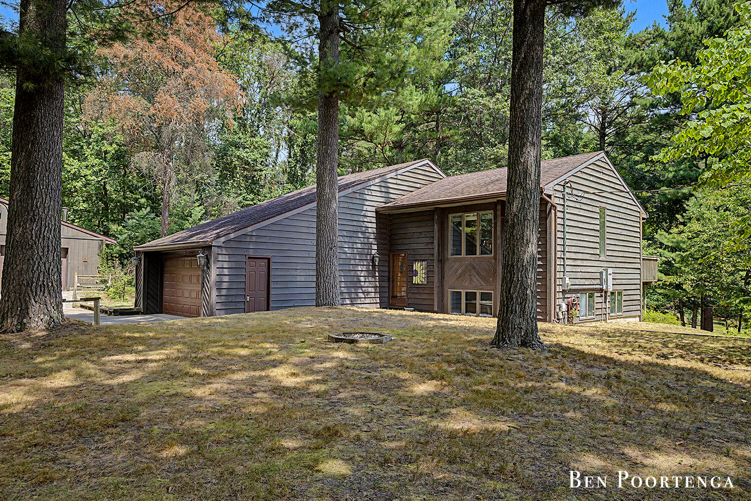 8707 White Fawn Trail NE Rockford MI 49341