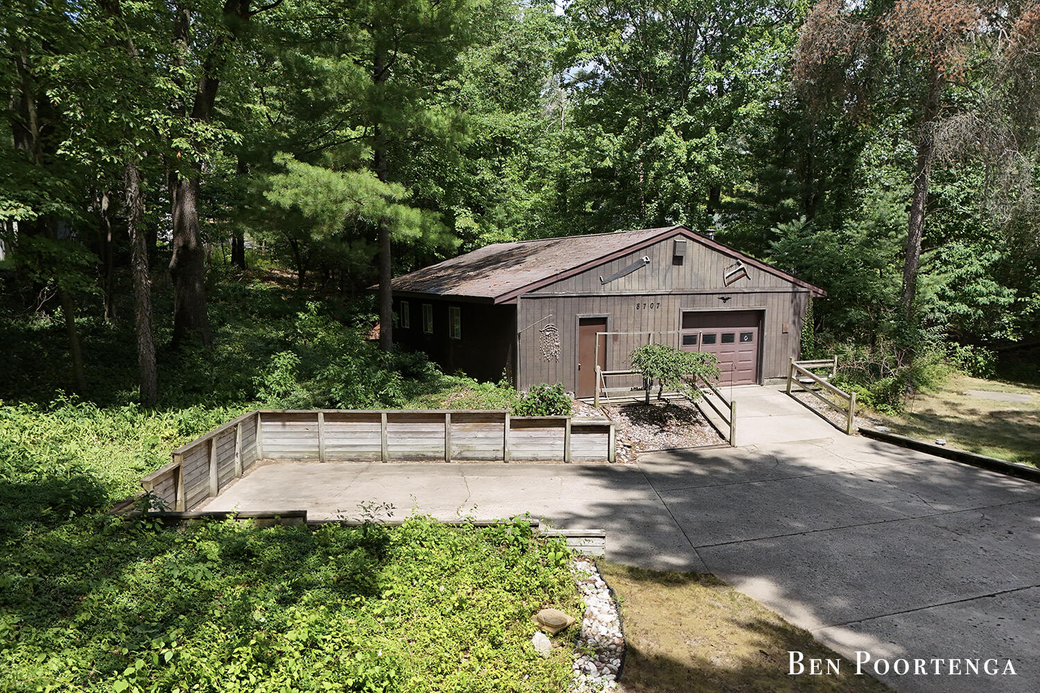 8707 White Fawn Trail NE Rockford MI 49341