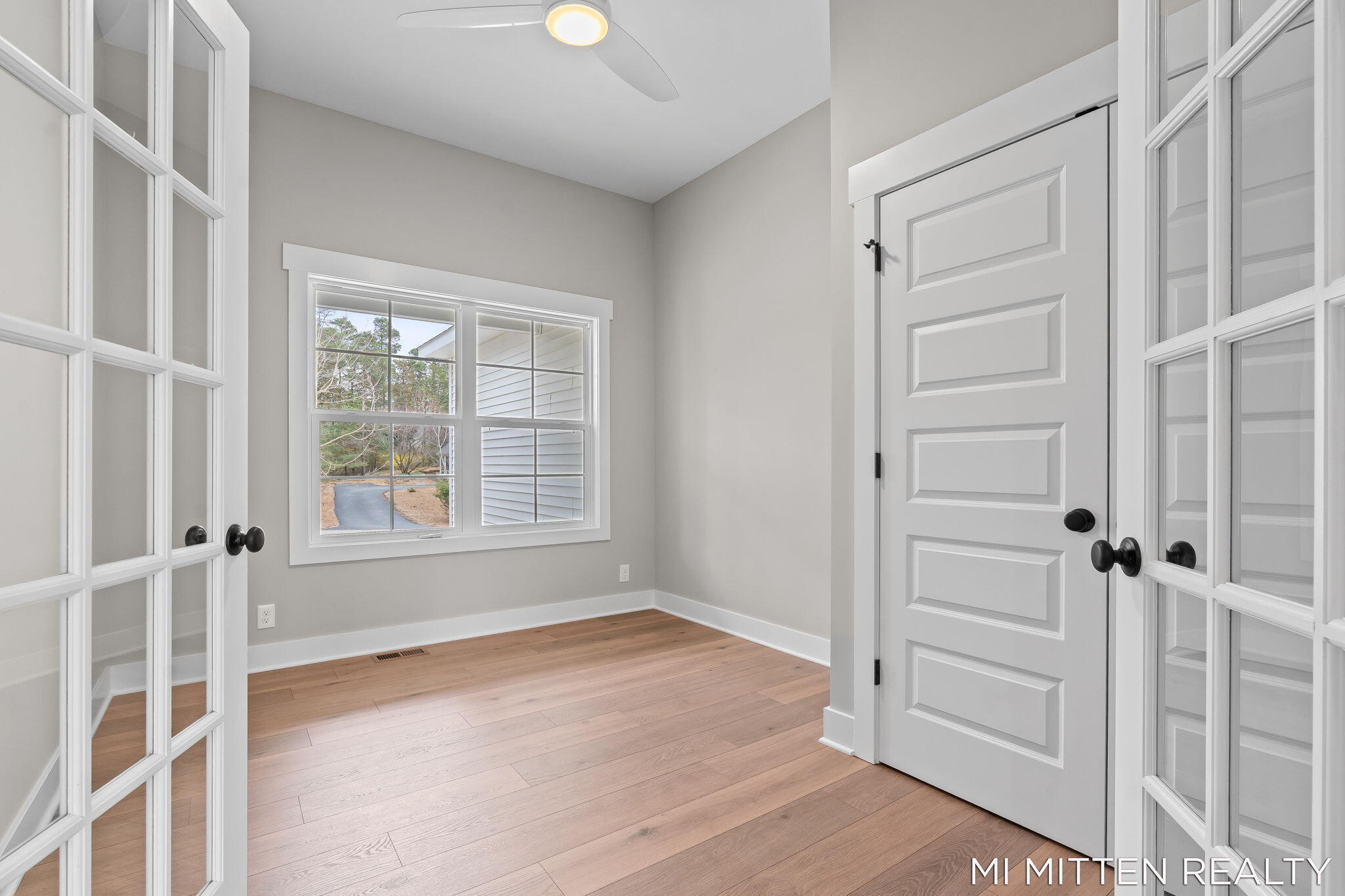 2322 Forest Trail Circle Fennville MI 49408