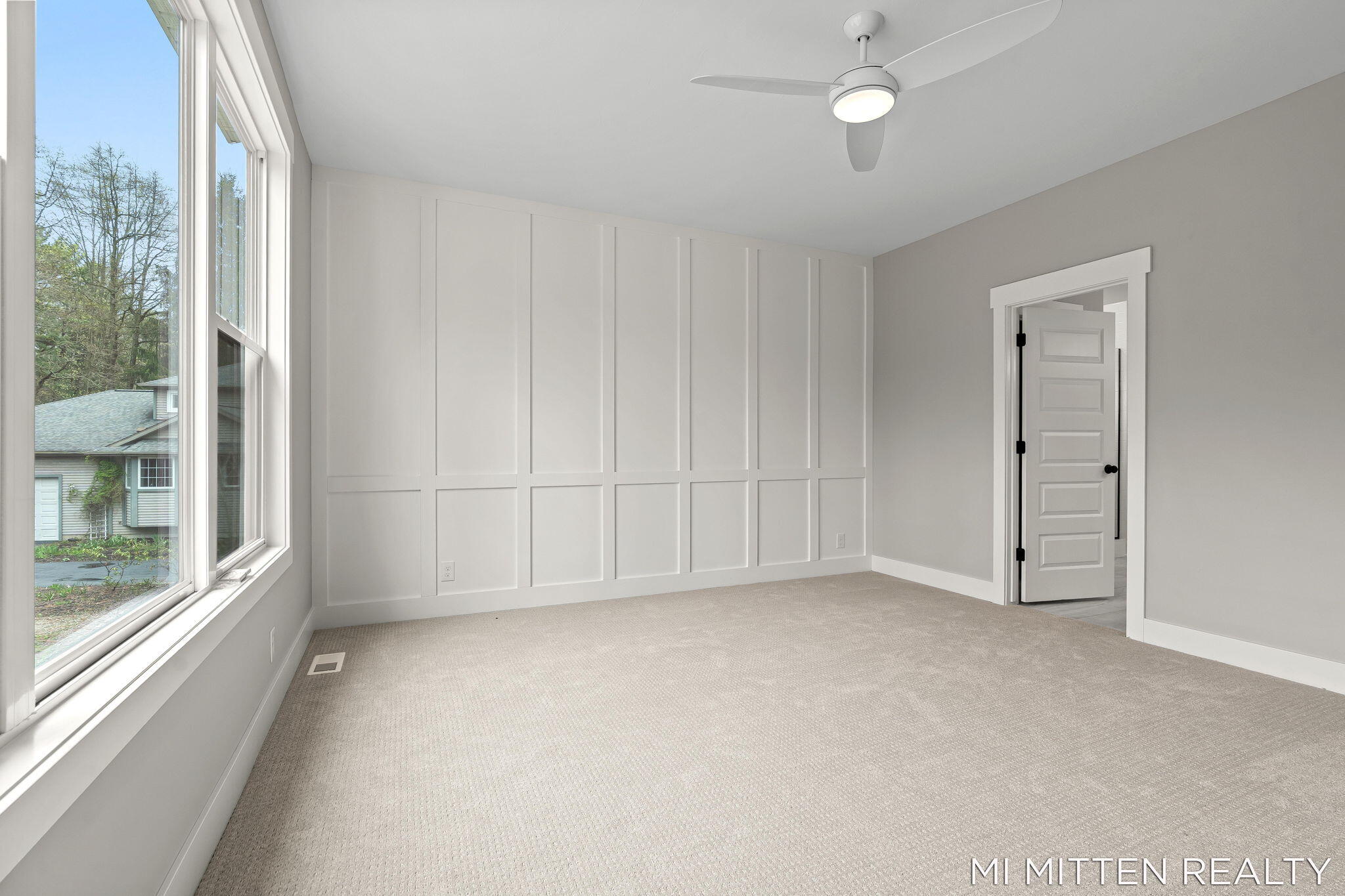 2322 Forest Trail Circle Fennville MI 49408