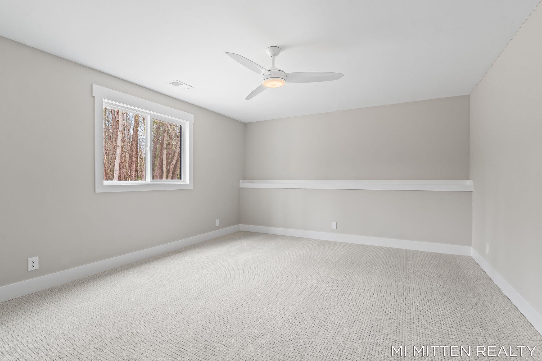 2322 Forest Trail Circle Fennville MI 49408