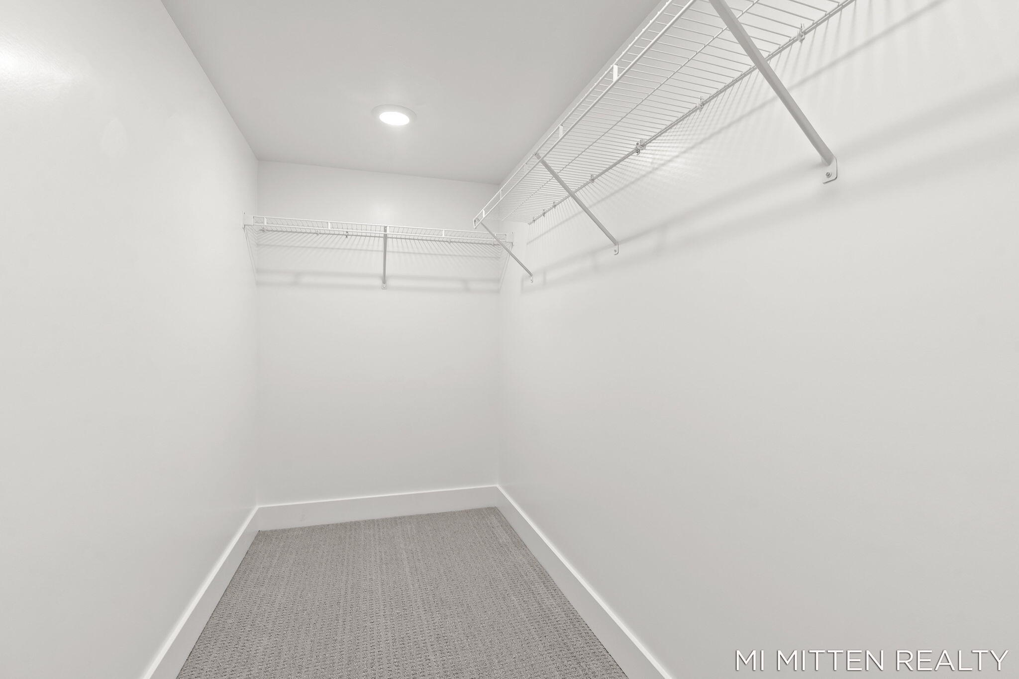 2322 Forest Trail Circle Fennville MI 49408