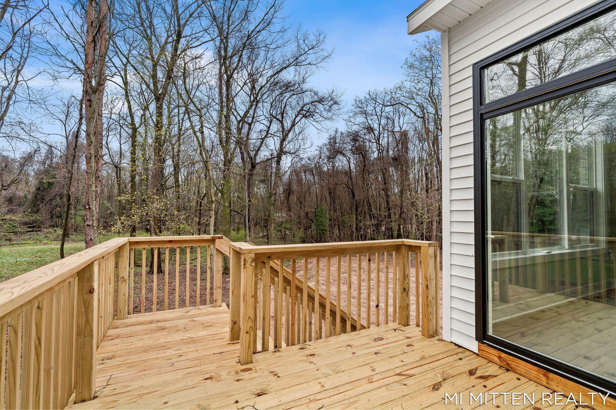 2322 Forest Trail Circle Fennville MI 49408