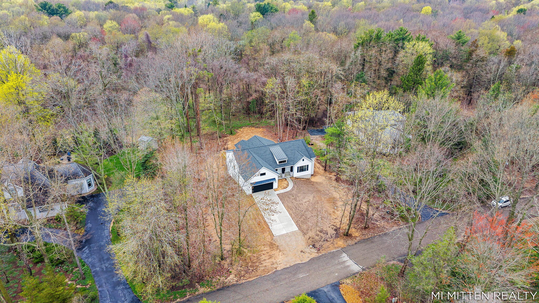 2322 Forest Trail Circle Fennville MI 49408