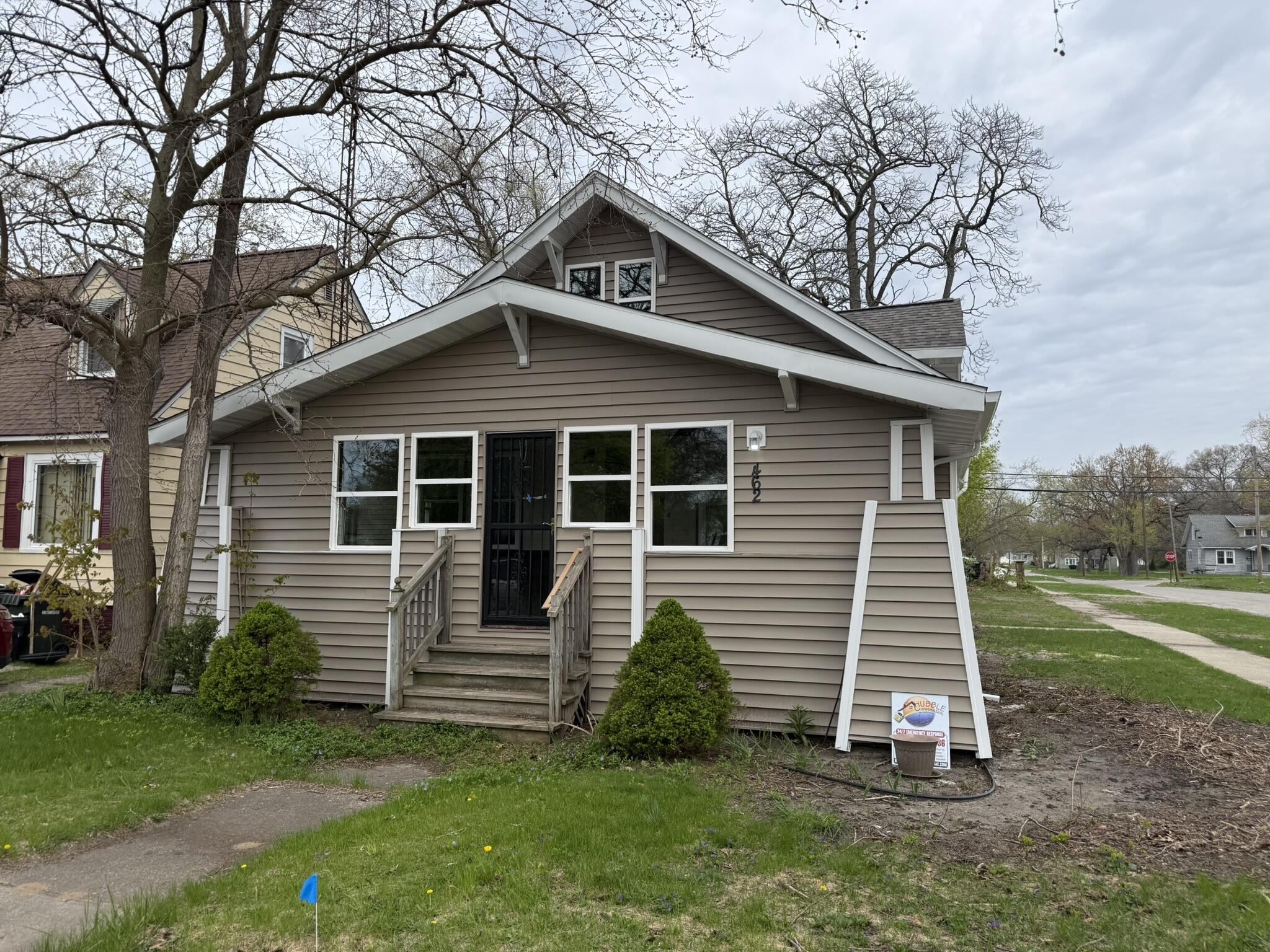 462 Catawba Avenue Muskegon MI 49442