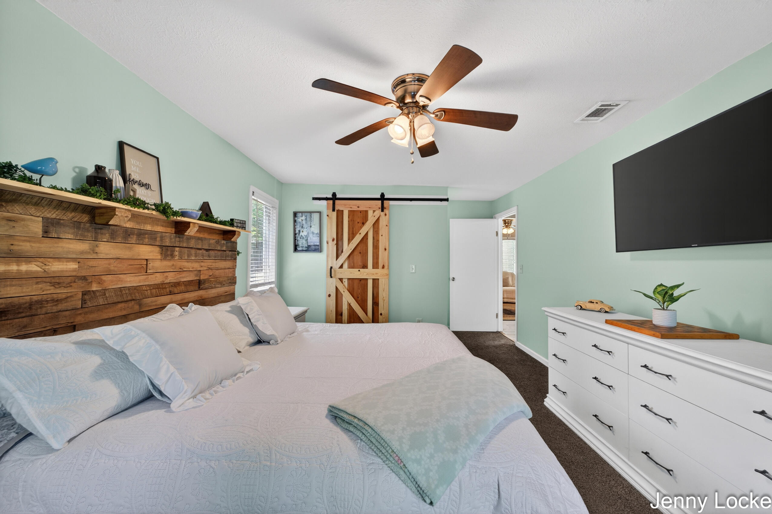 588 N Mill Iron Road Muskegon MI 49442