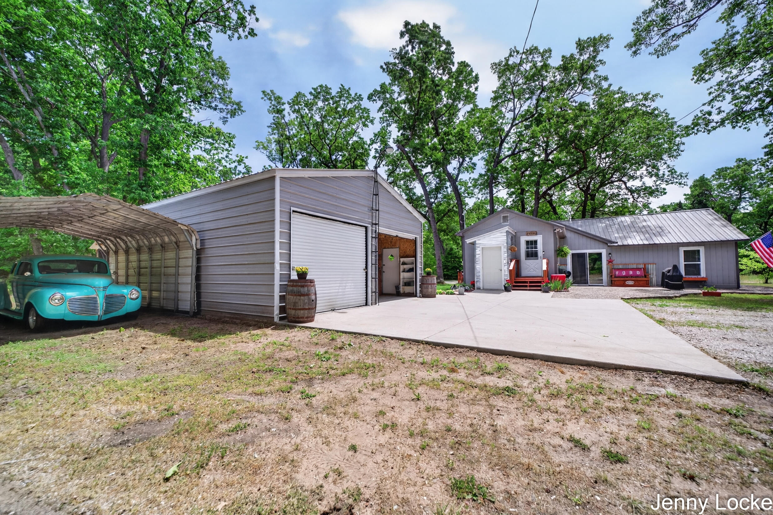 588 N Mill Iron Road Muskegon MI 49442