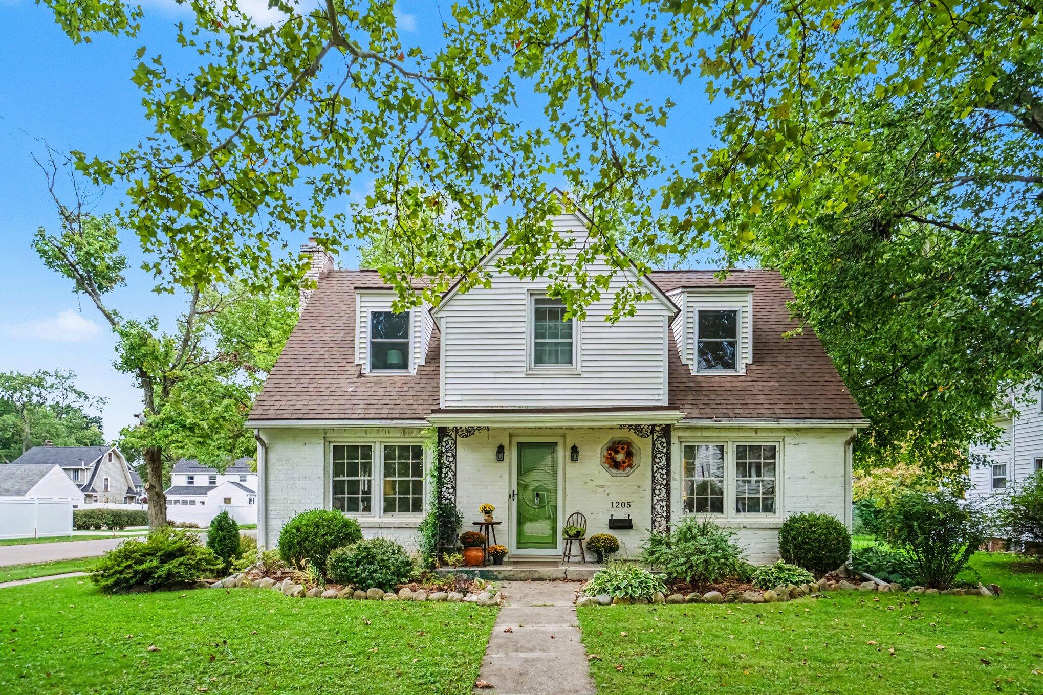 1205 Cambridge Drive Kalamazoo MI 49001