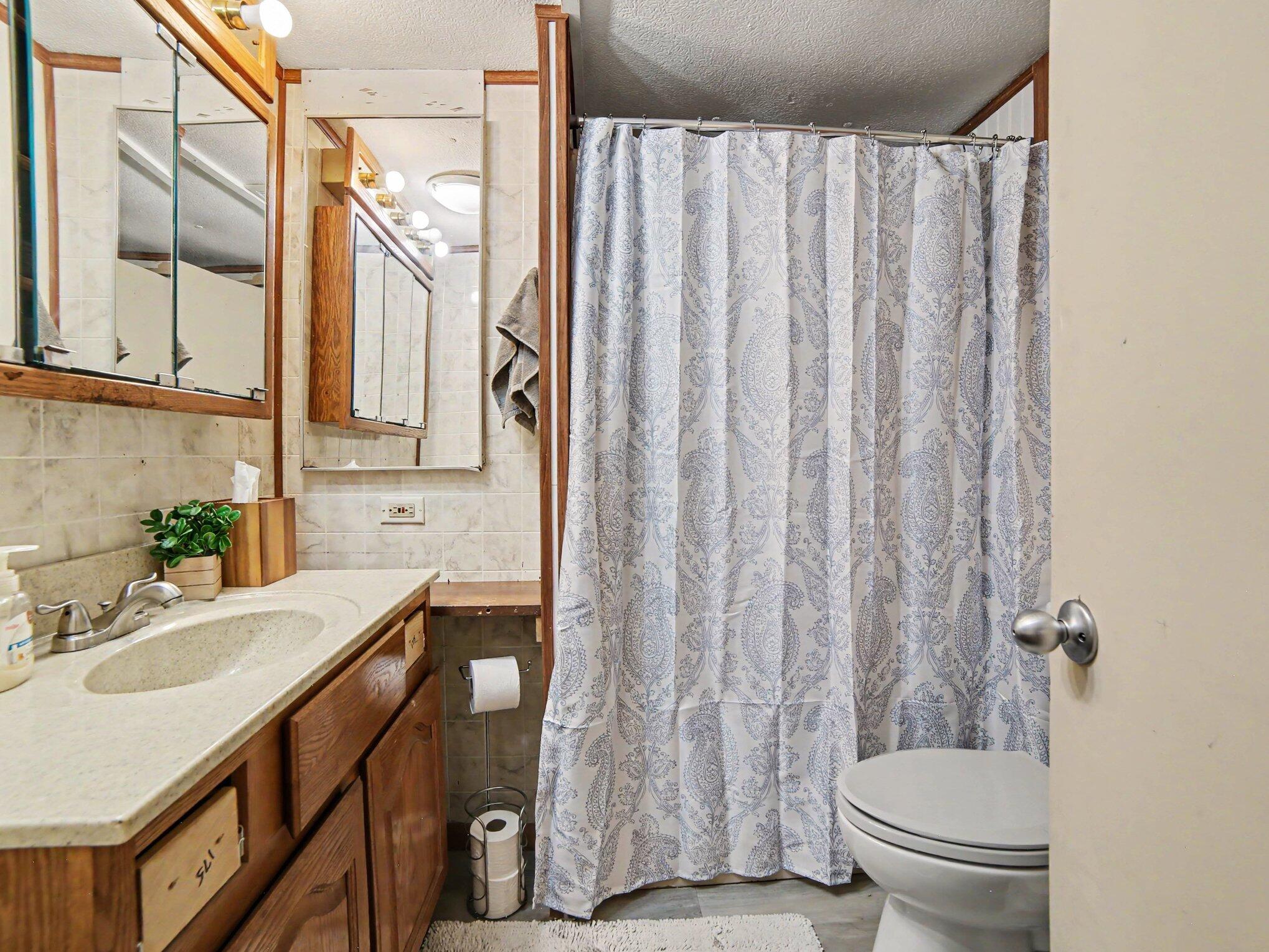 5648 W Johnson Road Ludington MI 49431