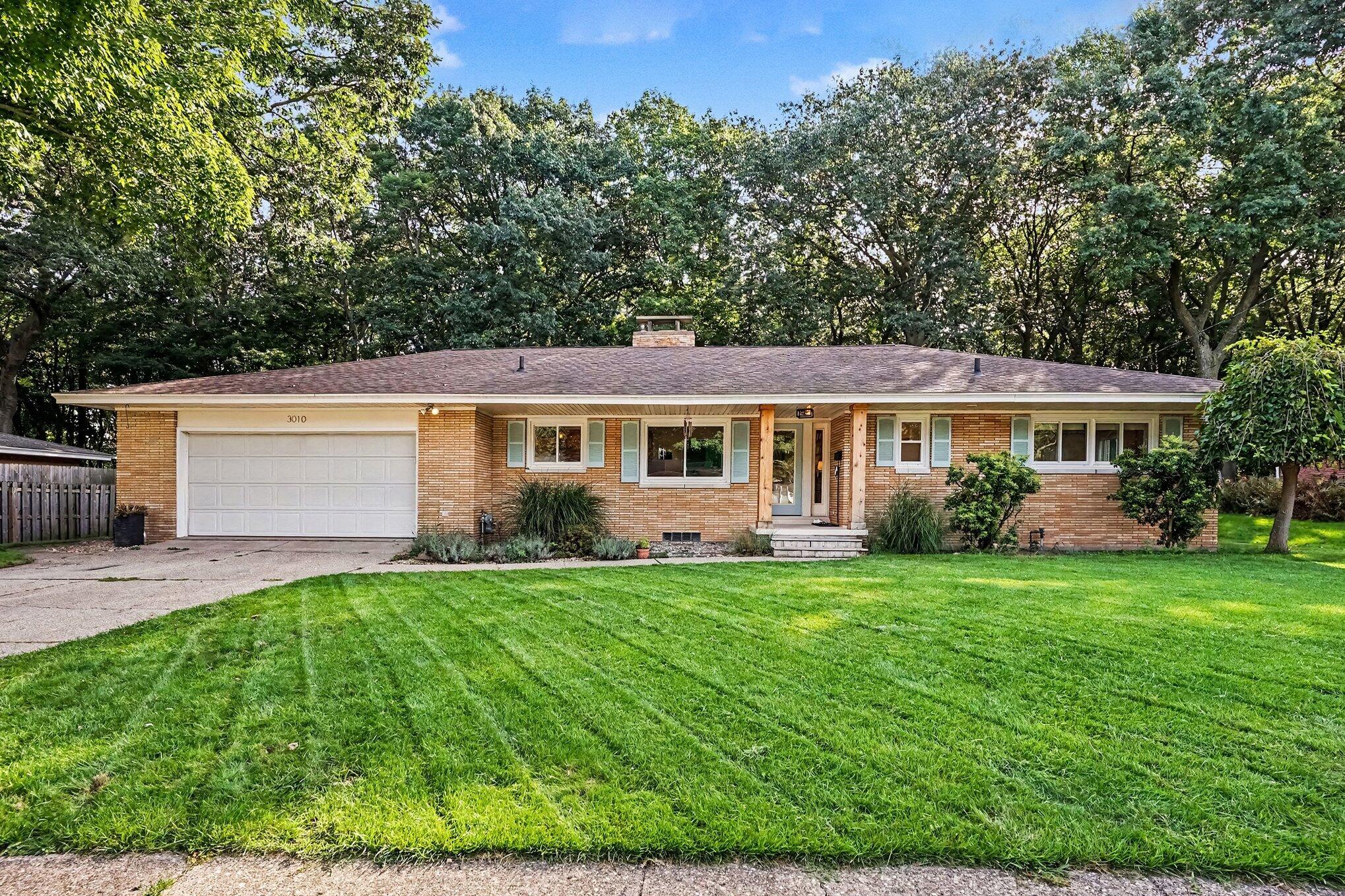 3010 Country Club Drive Muskegon MI 49441