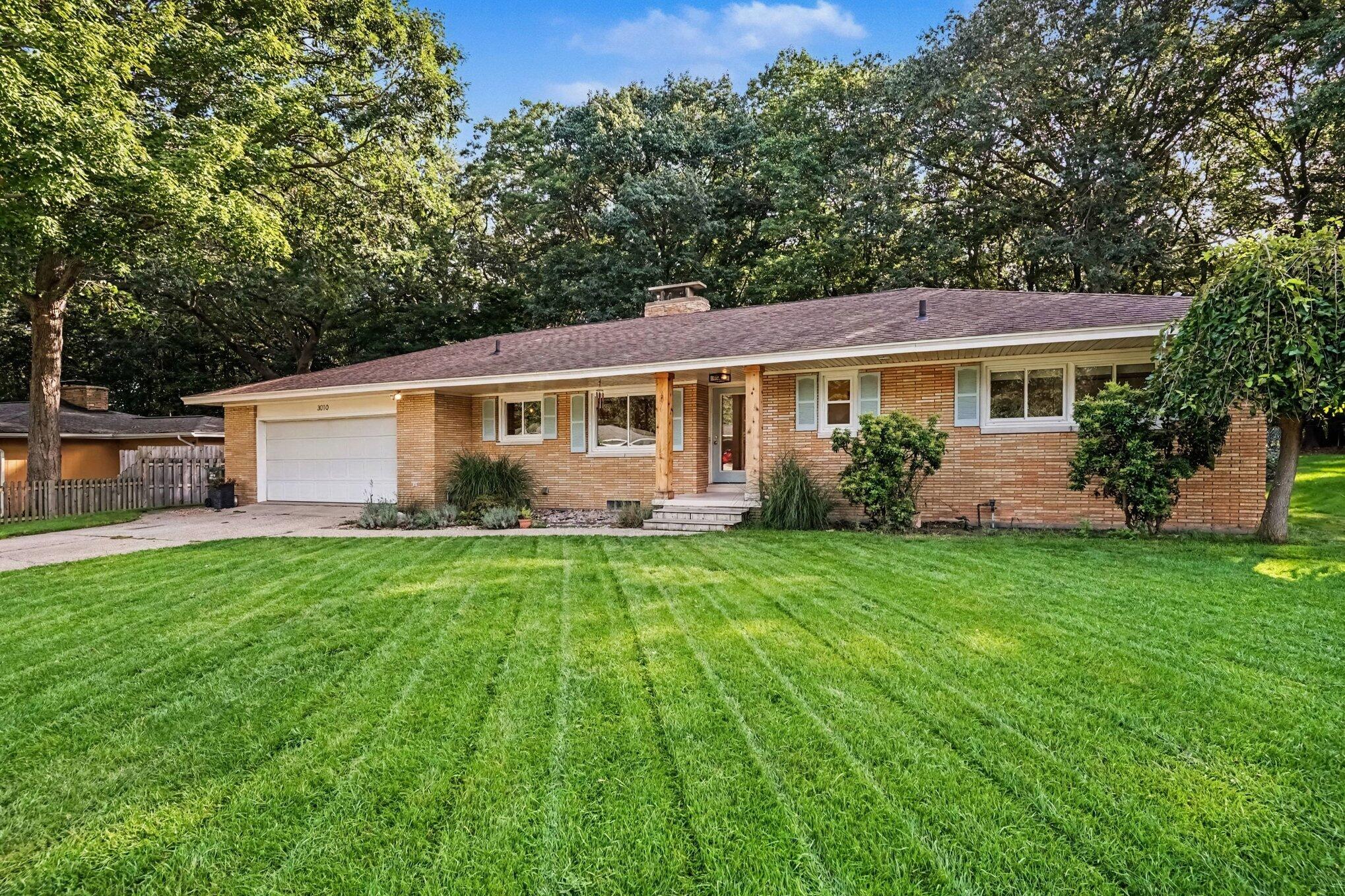 3010 Country Club Drive Muskegon MI 49441