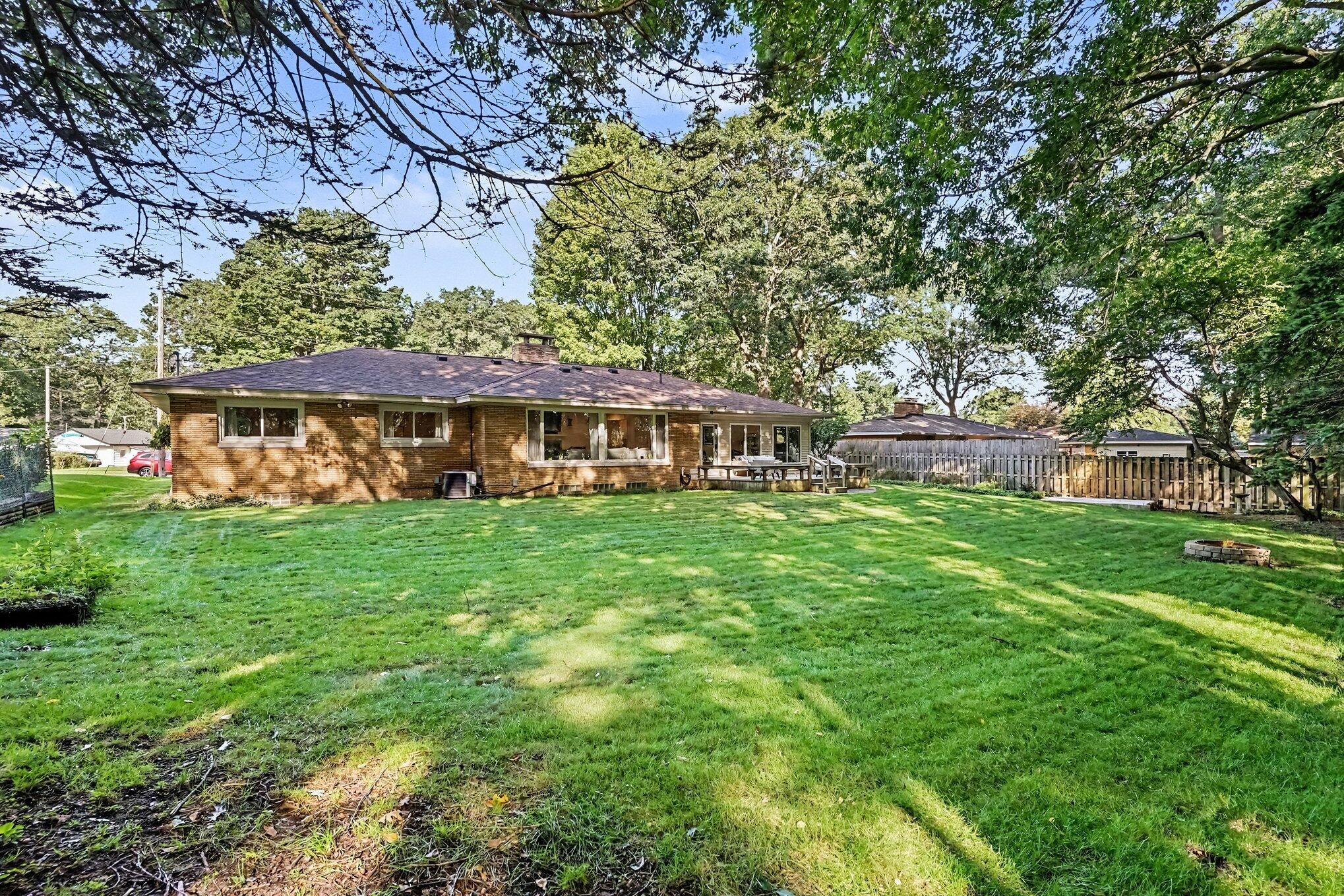 3010 Country Club Drive Muskegon MI 49441