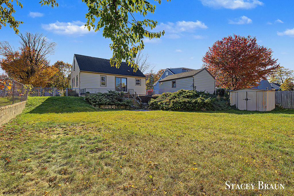 1129 Northwood Street NE Grand Rapids MI 49505