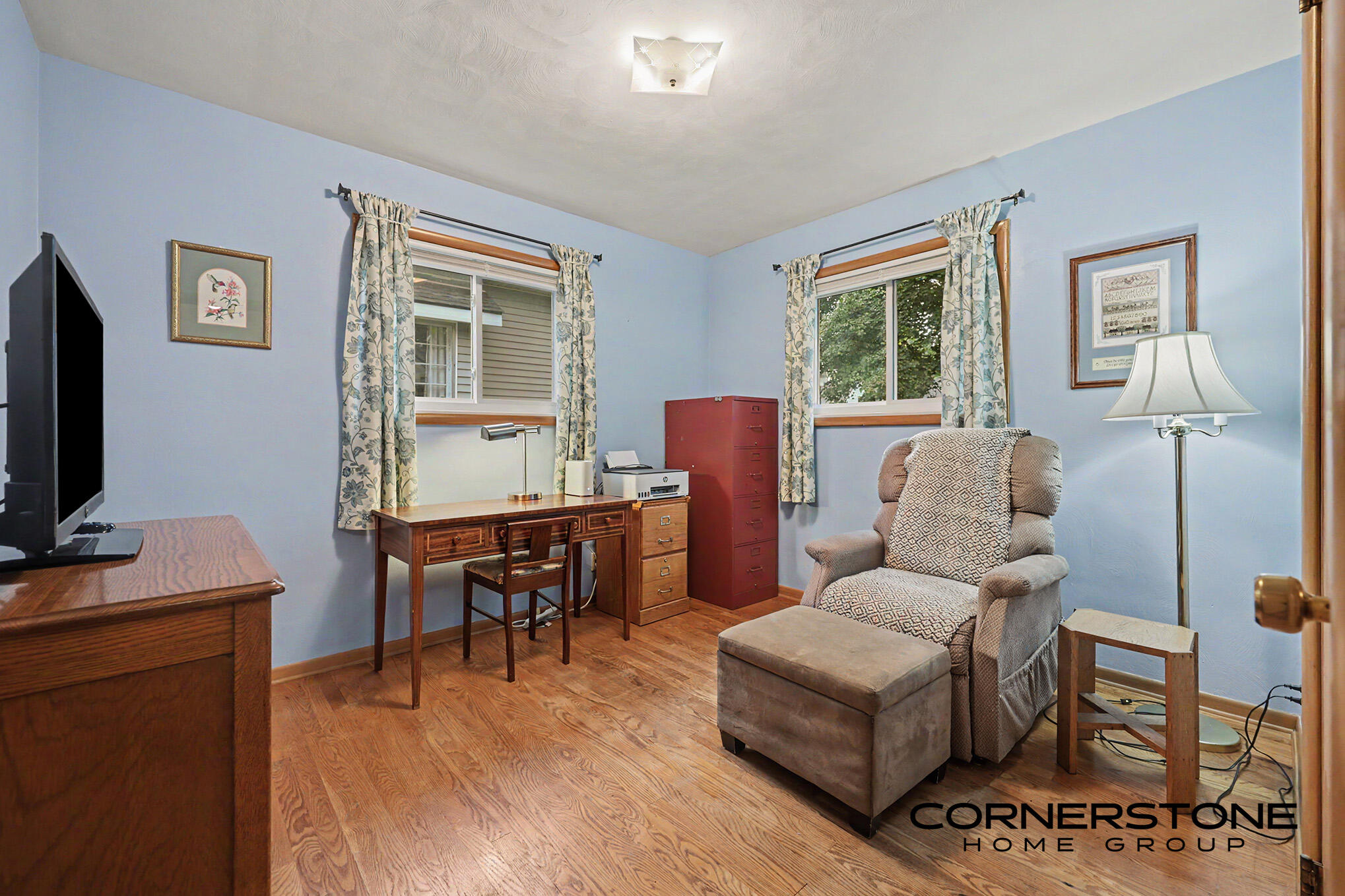 874 Beechwood Street NE Grand Rapids MI 49505