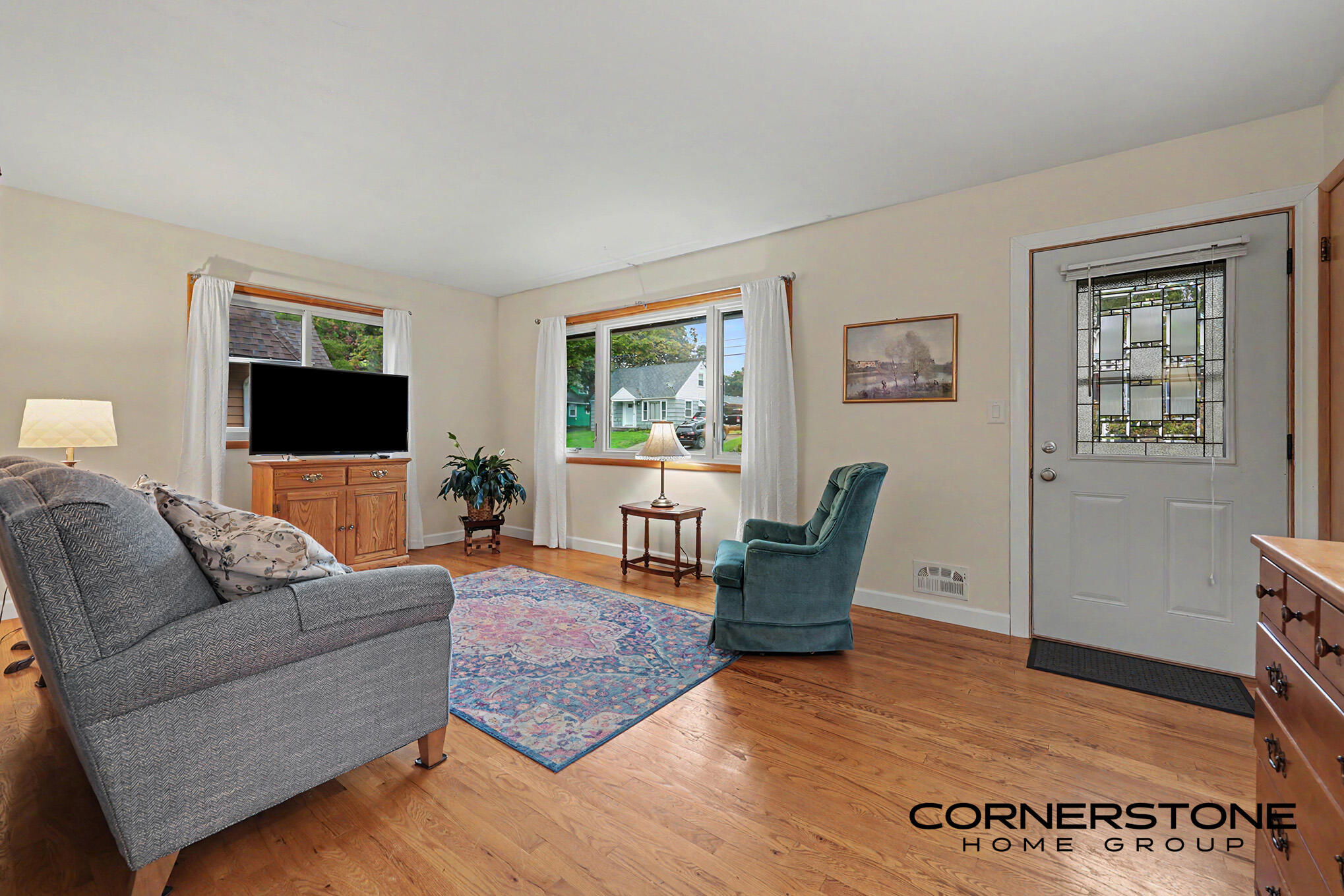 874 Beechwood Street NE Grand Rapids MI 49505
