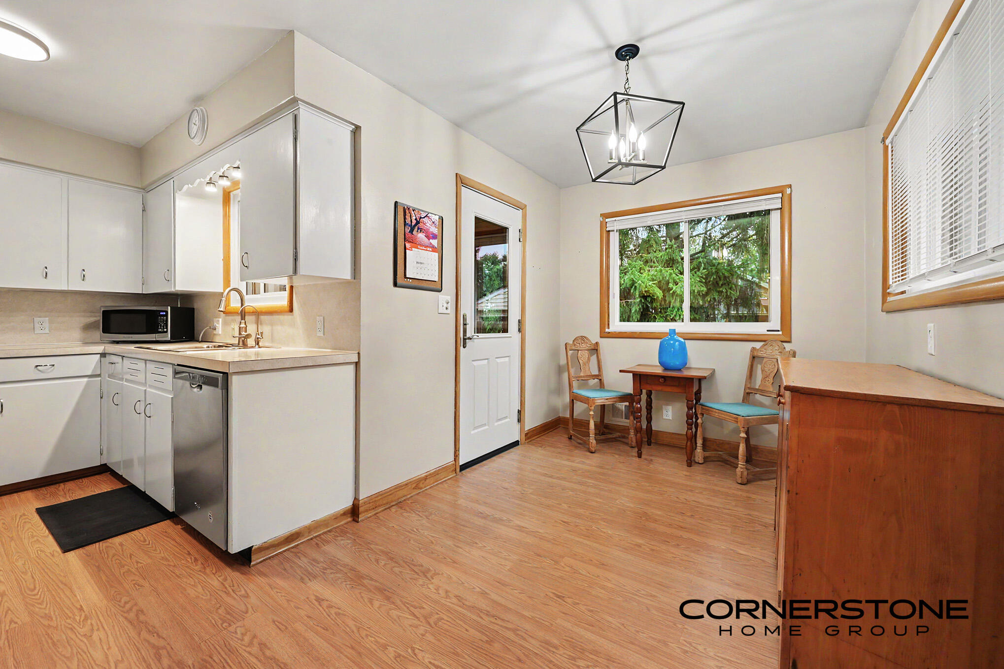 874 Beechwood Street NE Grand Rapids MI 49505