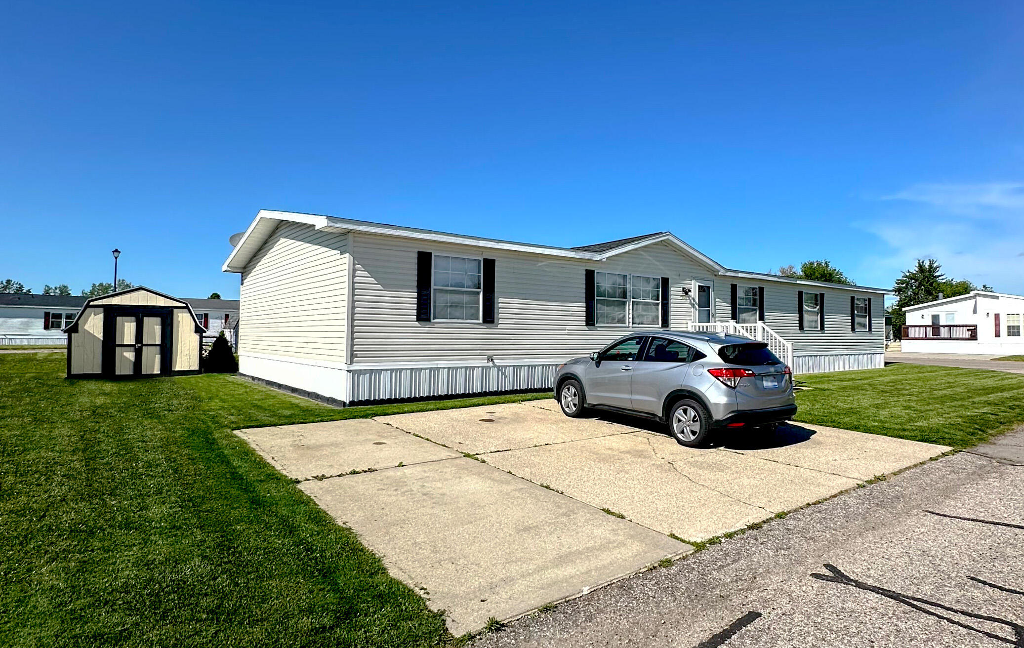 8525 Sparrow Street Zeeland MI 49464
