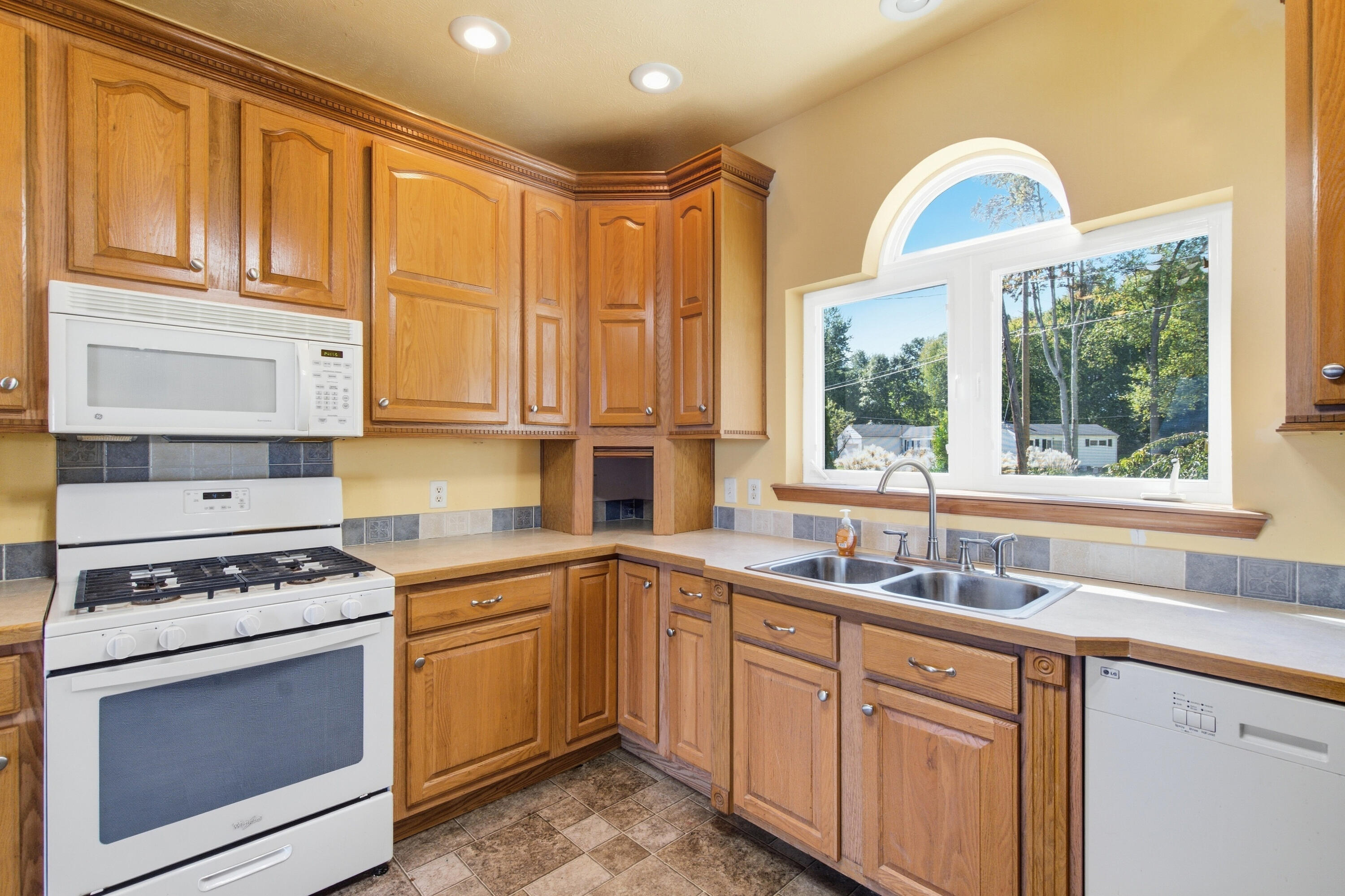 629 S Shore Drive Portage MI 49002