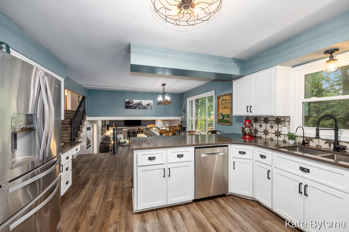 7569 Woodvale Street SE Grand Rapids MI 49546