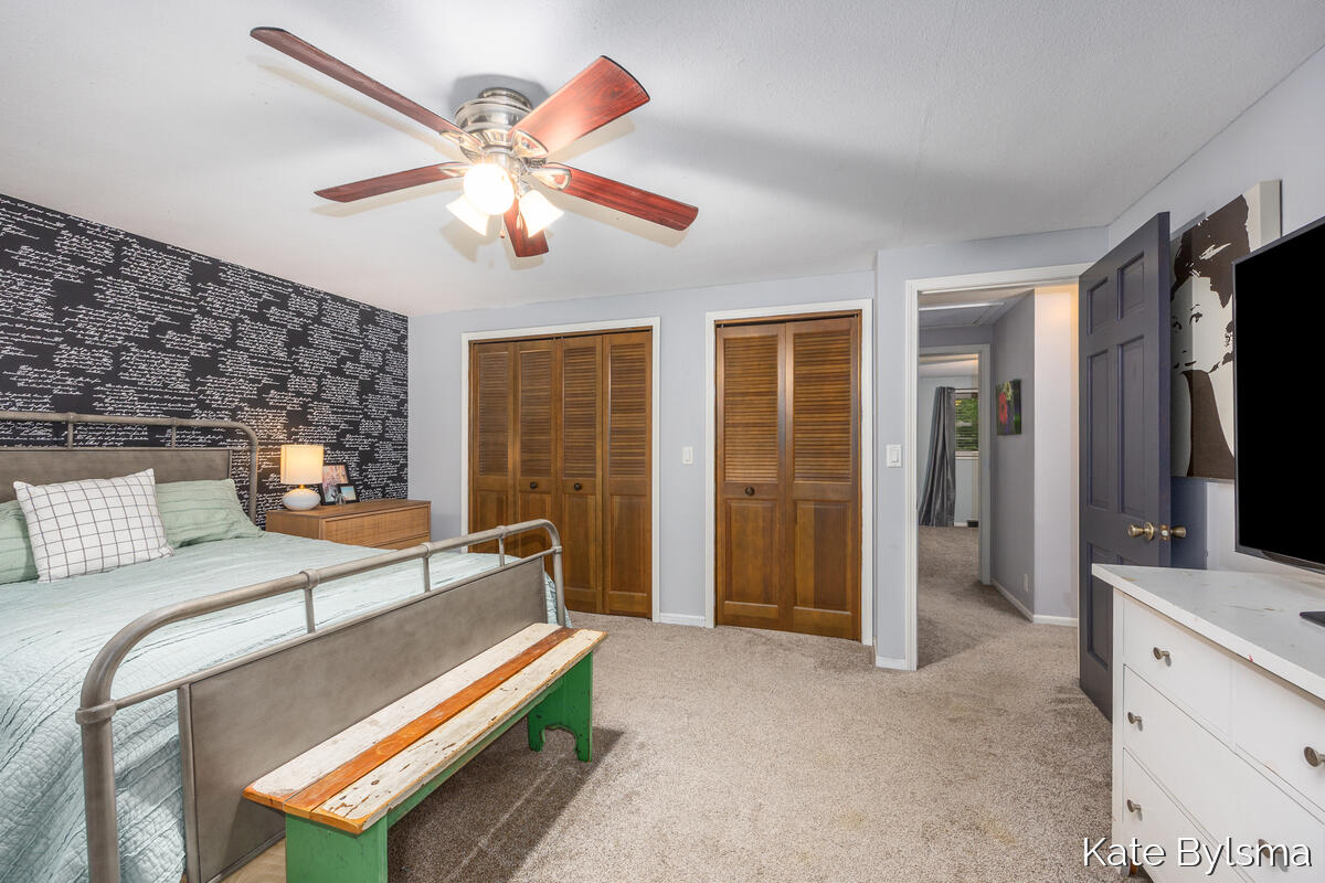 7569 Woodvale Street SE Grand Rapids MI 49546