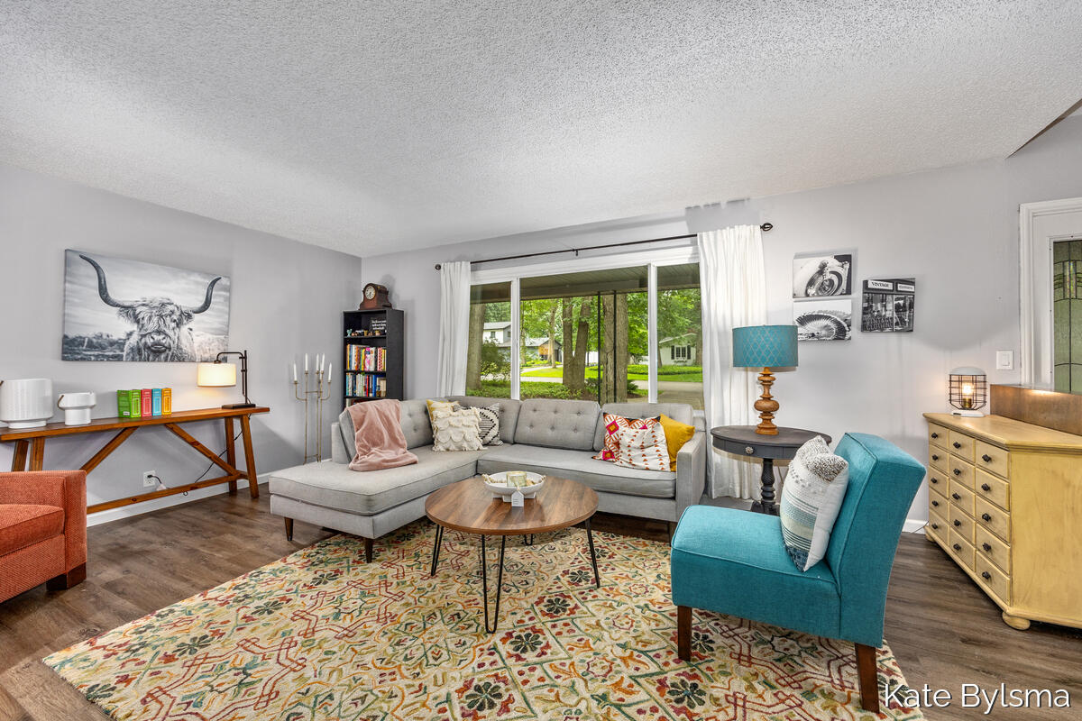 7569 Woodvale Street SE Grand Rapids MI 49546