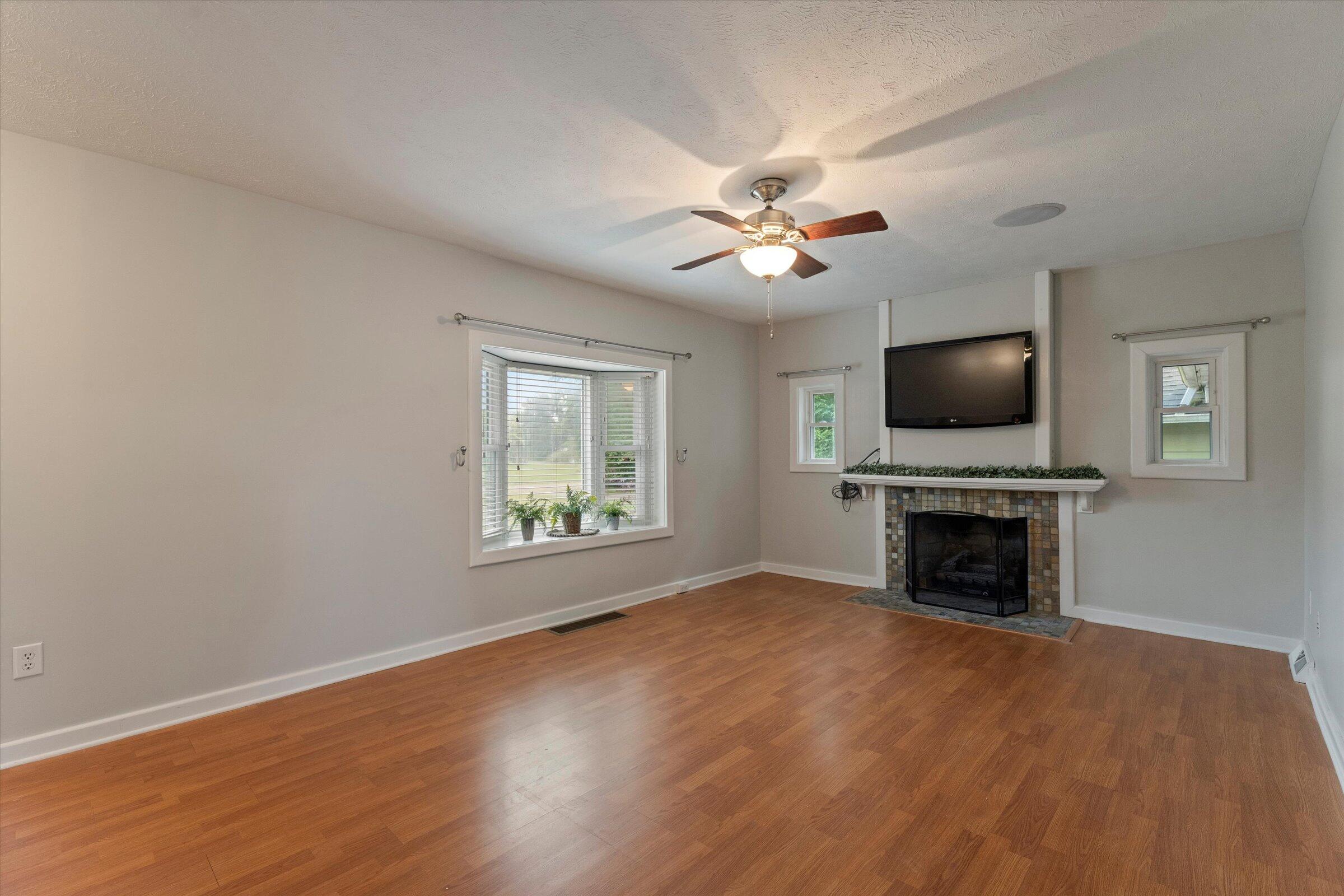 122 Silsbee Street Niles MI 49120