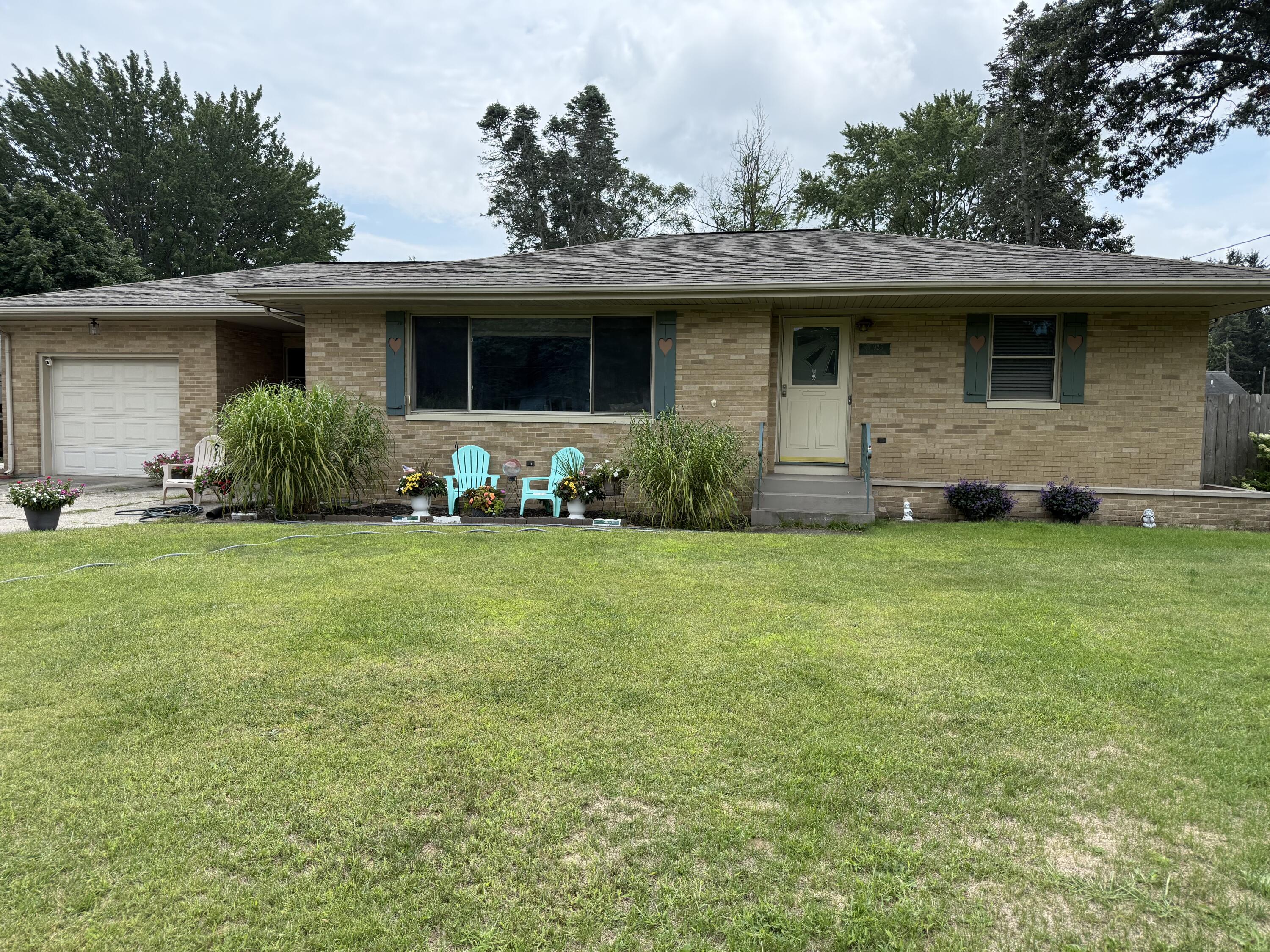 925 Wendover Boulevard Norton Shores MI 49441