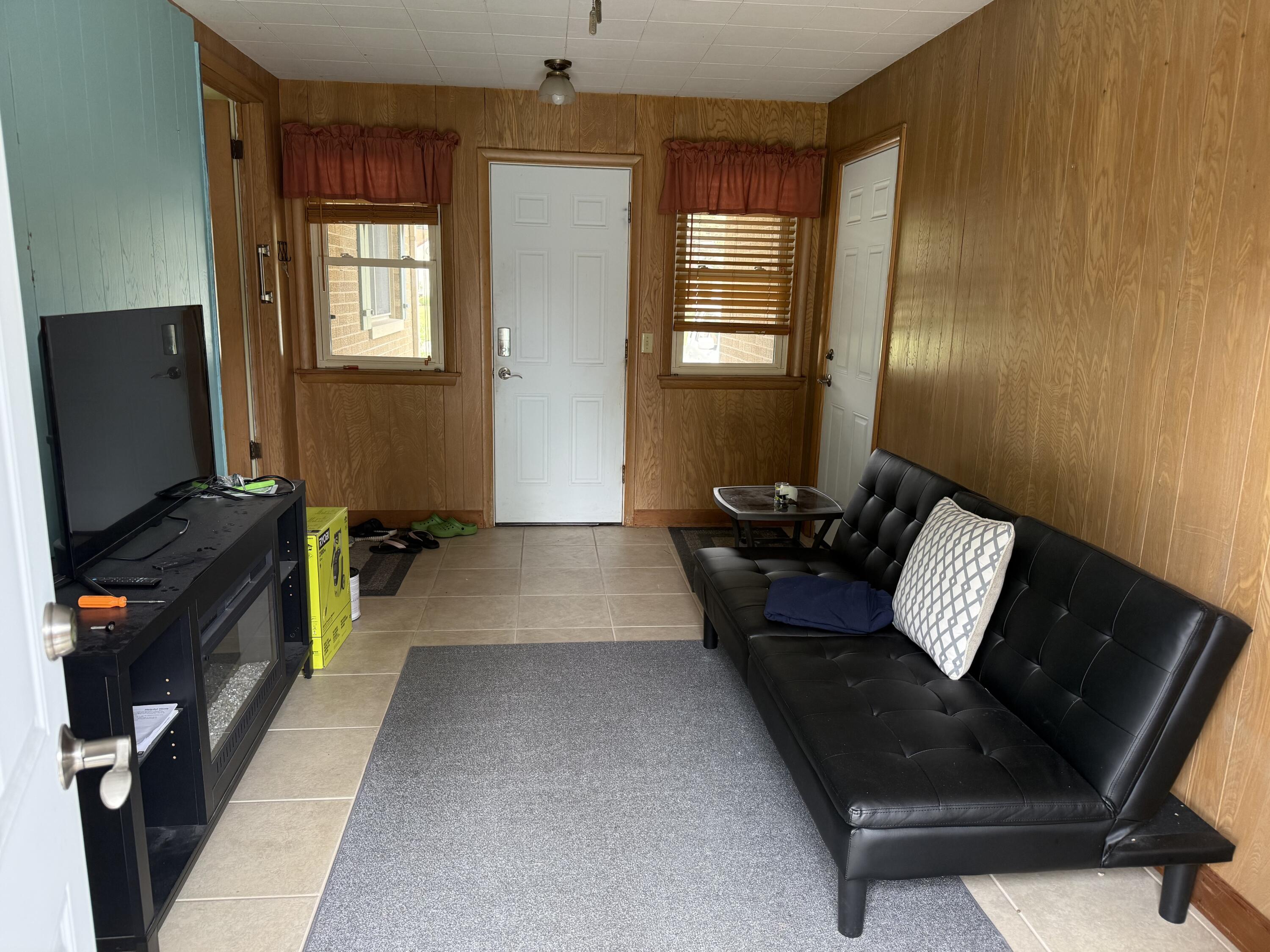 925 Wendover Boulevard Norton Shores MI 49441